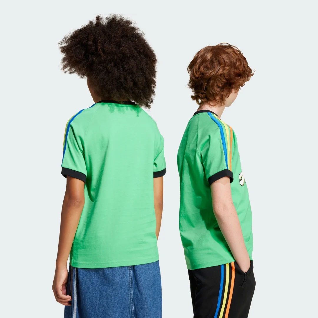 Detalle de Camiseta 3 bandas Adidas – color Verde
