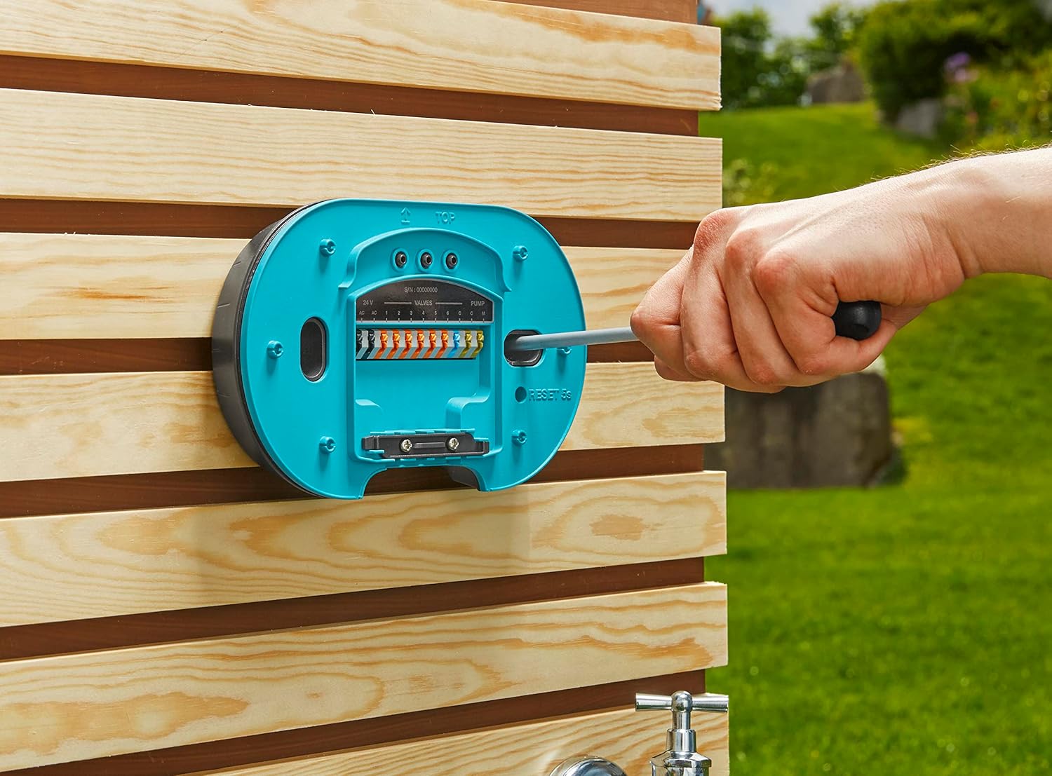 Detalle 2 de GARDENA Control de Riego Smart para 6 Válvulas