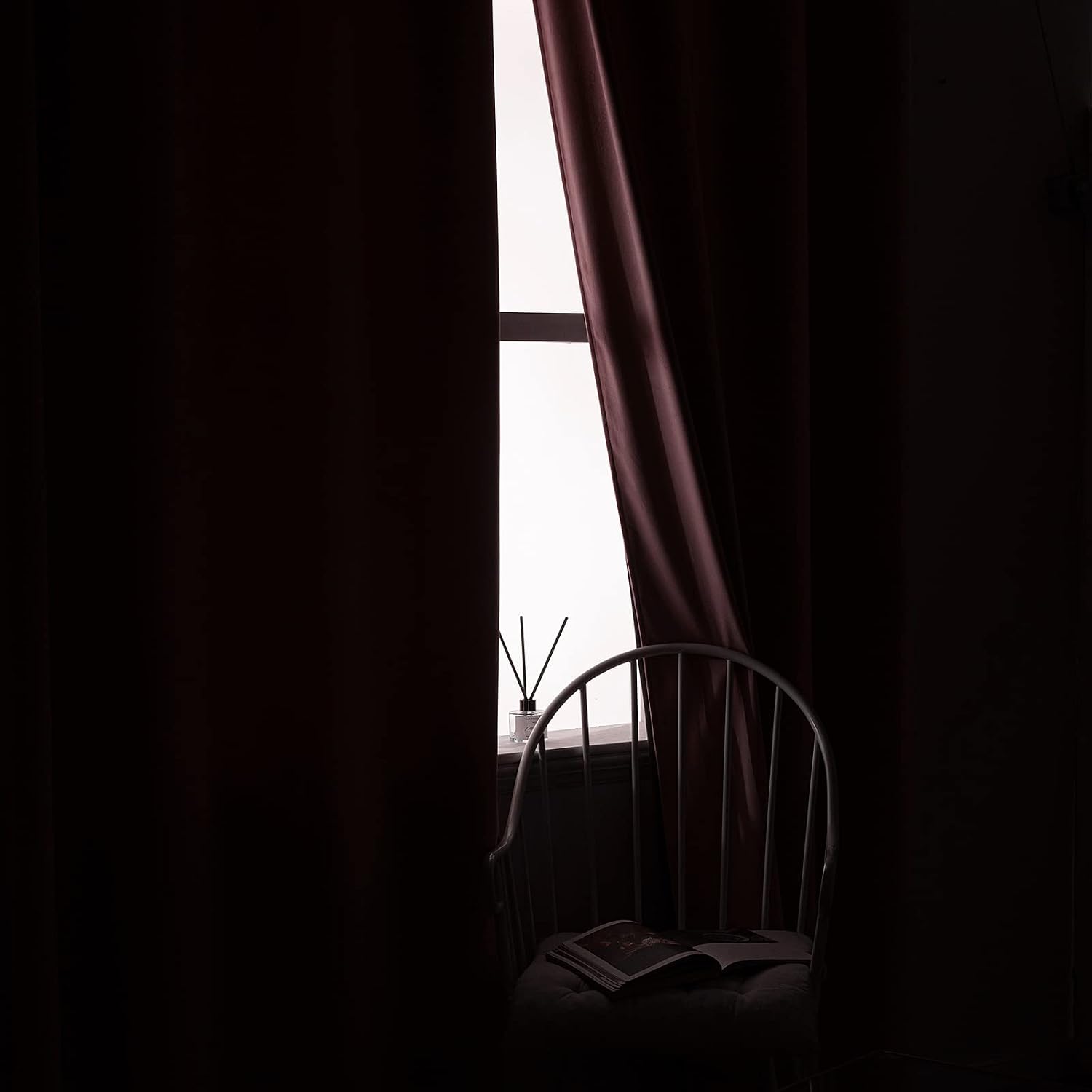 Detalle 2 de Woaboy Velvet Curtains 90 Drop Blush Pink (2 Panels) Thermal Blackout Eyelet Drapes