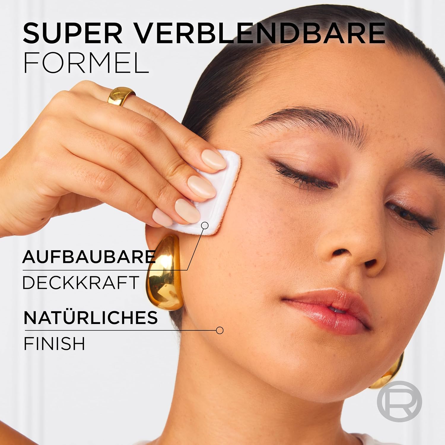 Detalle de L'Oréal Paris True Match Mattierendes Kompaktpuder Nr. 2.N mit LSF 8 (9 g) inkl. Spiegel & Schwämmchen