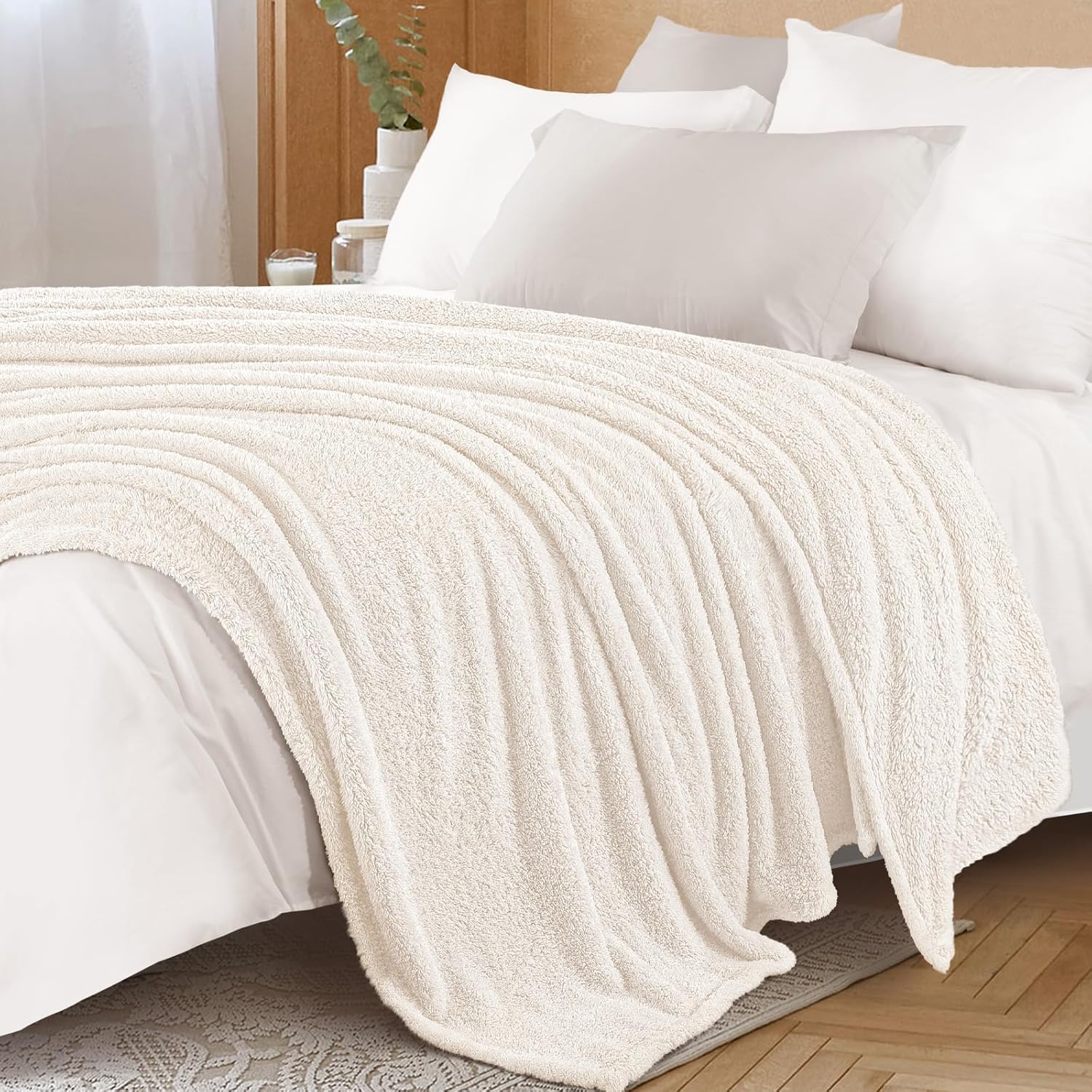 Detalle de Exclusivo Plaid Plaid Couverture Polaire 130x150 cm — Blanc, douceur et chaleur pour canapé ou lit