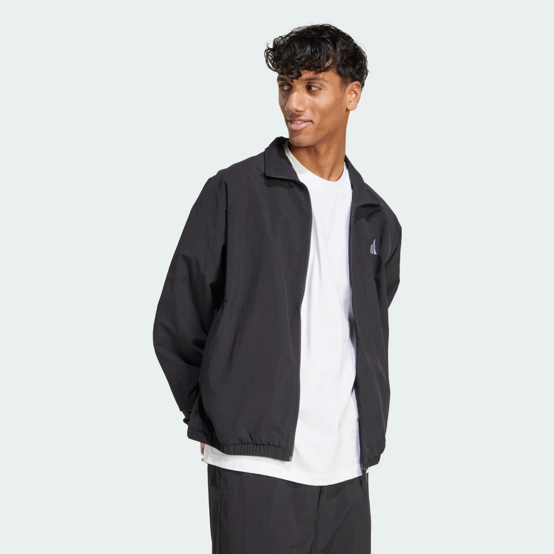 Detalle de adidas Cortavientos Essential Small Logo cortavientos Negro