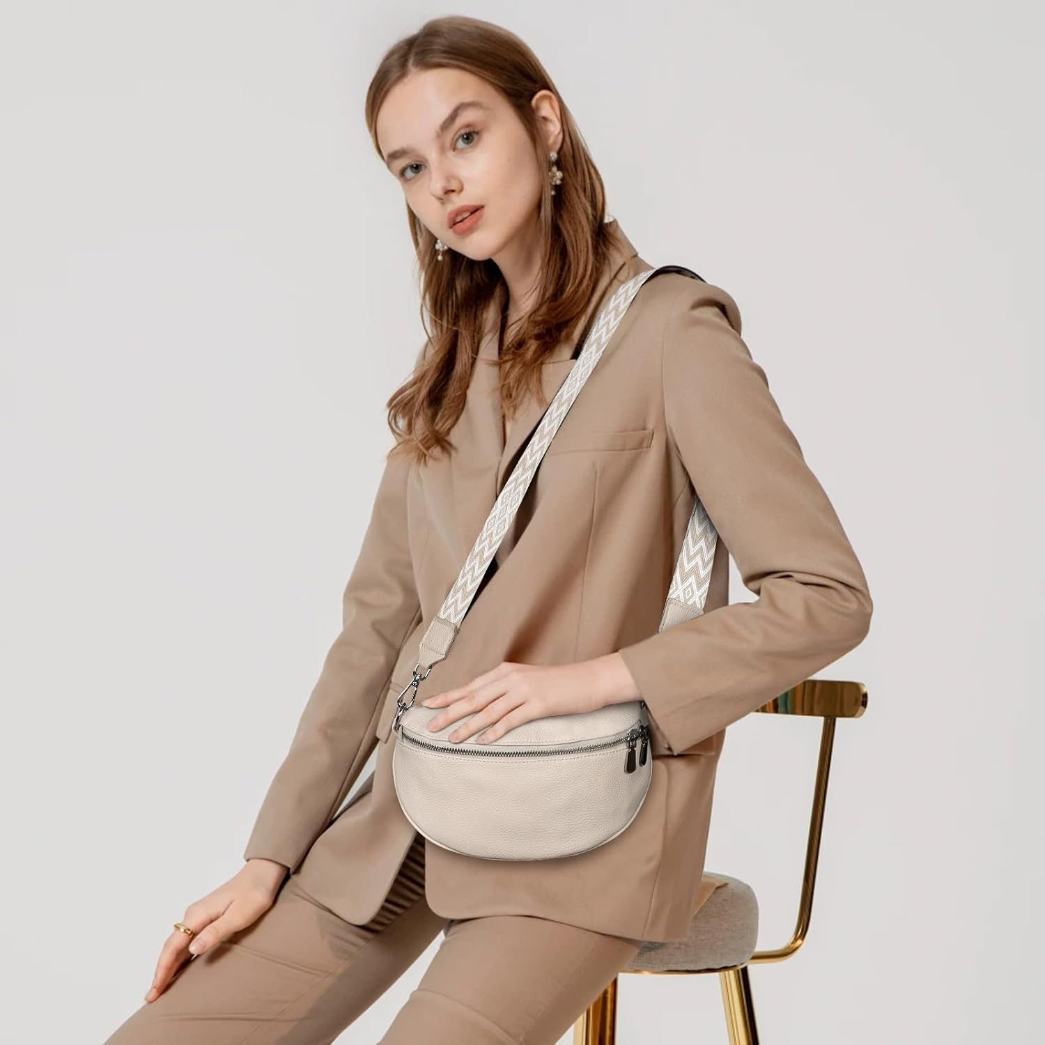Detalle de TANTOMI Damen Umhängetasche Bauchtasche aus Leder – Crossbody/Gürteltasche mit breitem verstellbarem Gurt