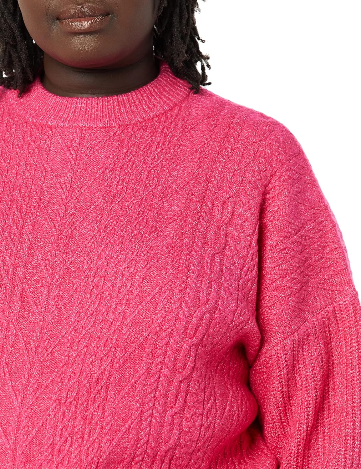 Thumbnail 4 de Amazon Essentials Women's Soft-Touch Modern Cable Crewneck Sweater (Plus Size)