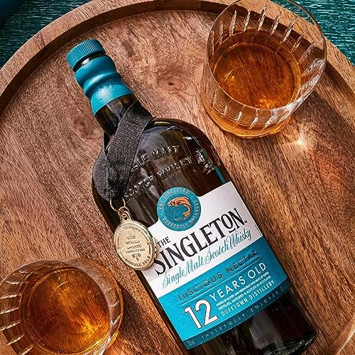 Detalle 2 de The Singleton of Dufftown 12 700 ml whisky escocés 🥃