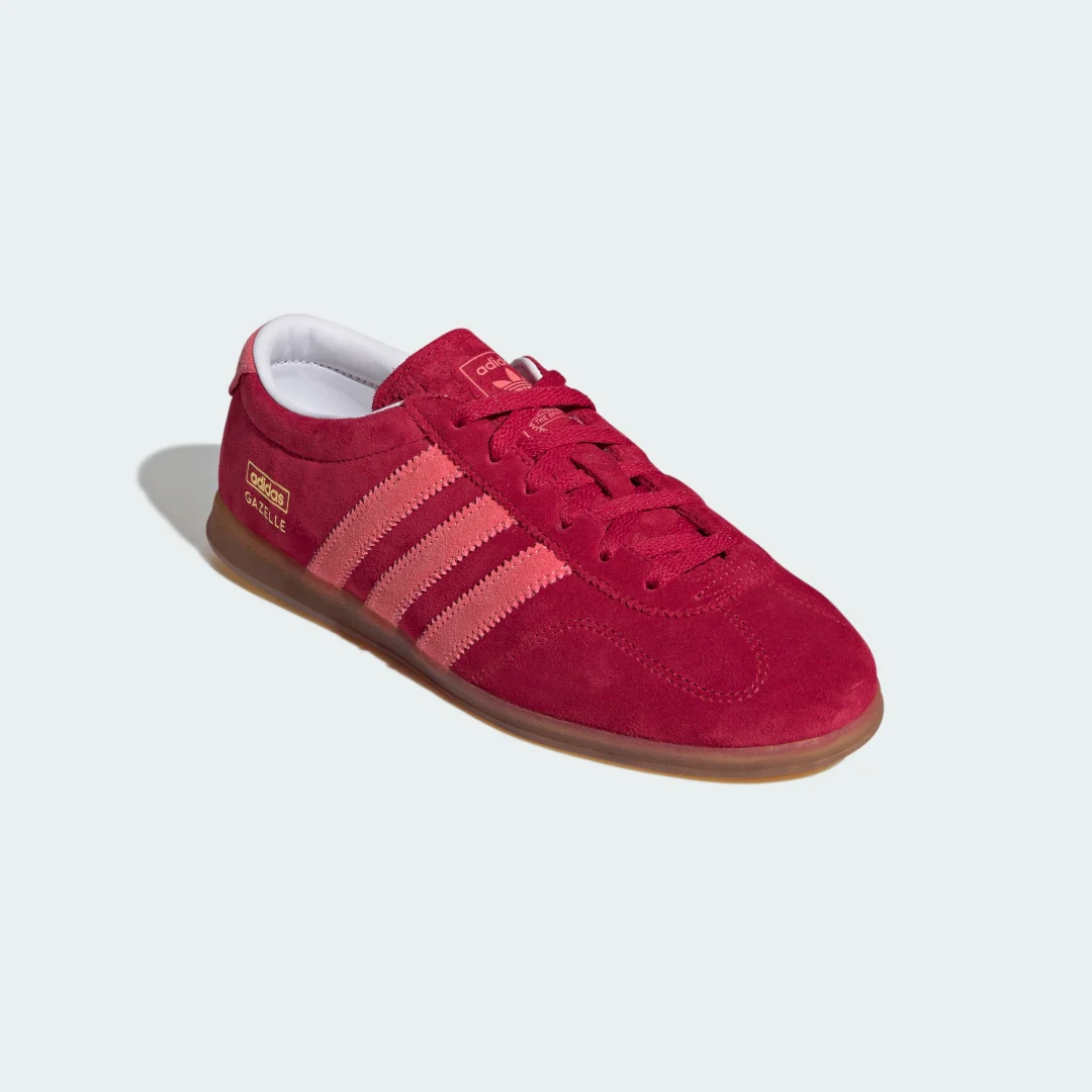 Detalle 2 de Gazelle Lo Pro Burgundy de Adidas: estilo clásico para el día a día
