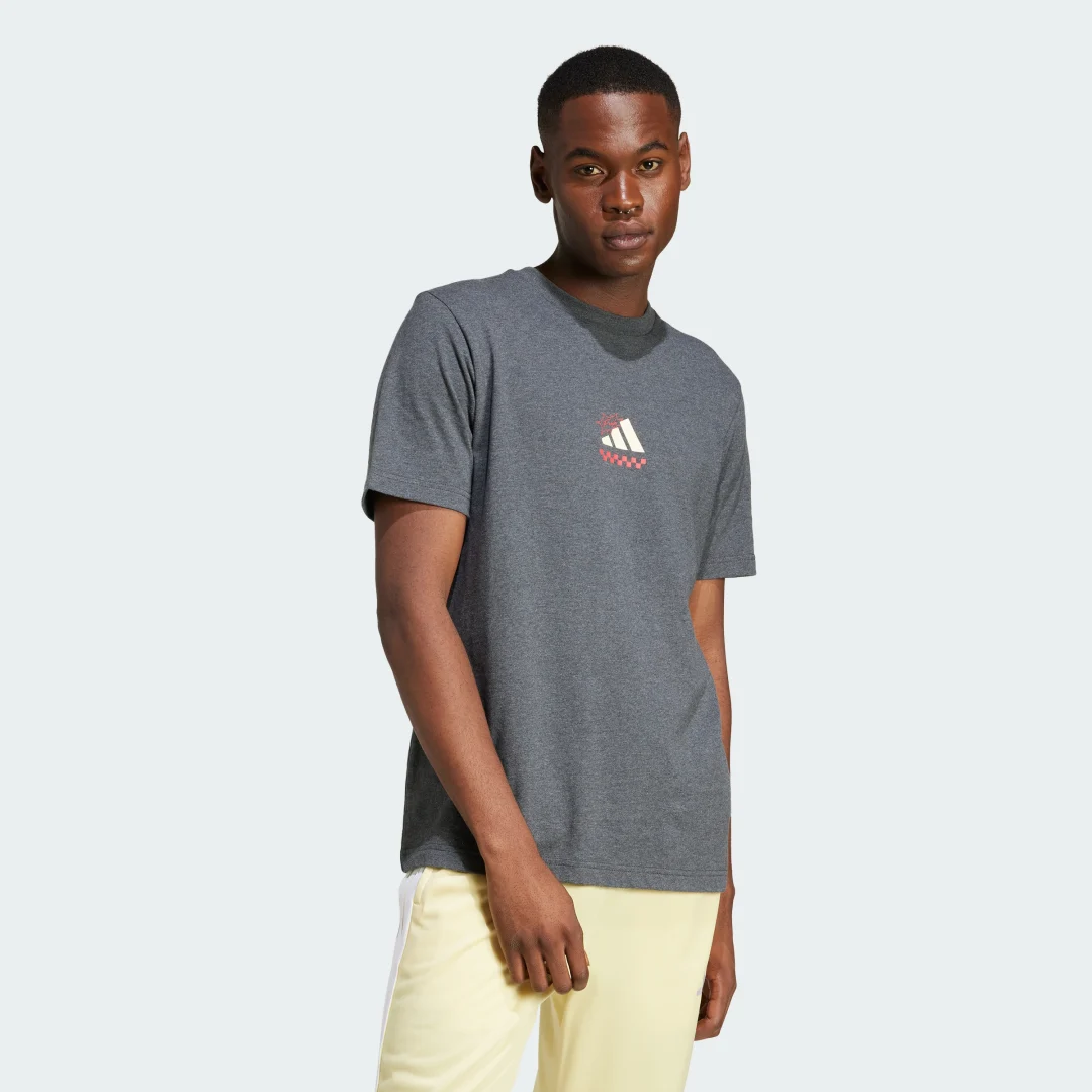 Detalle de Adidas Camiseta Lounge Pizza Graphic Gris