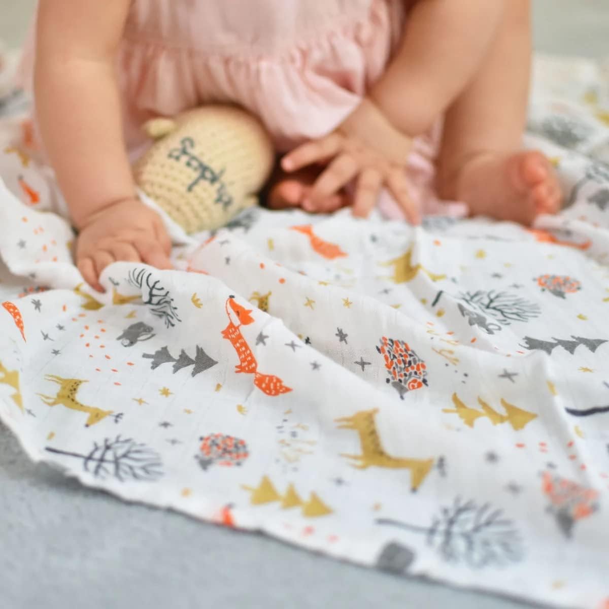 Detalle de SGAVAHSG Large Muslin Cloths for Baby – 3-Pack 120x120cm Muslin Swaddle Blankets