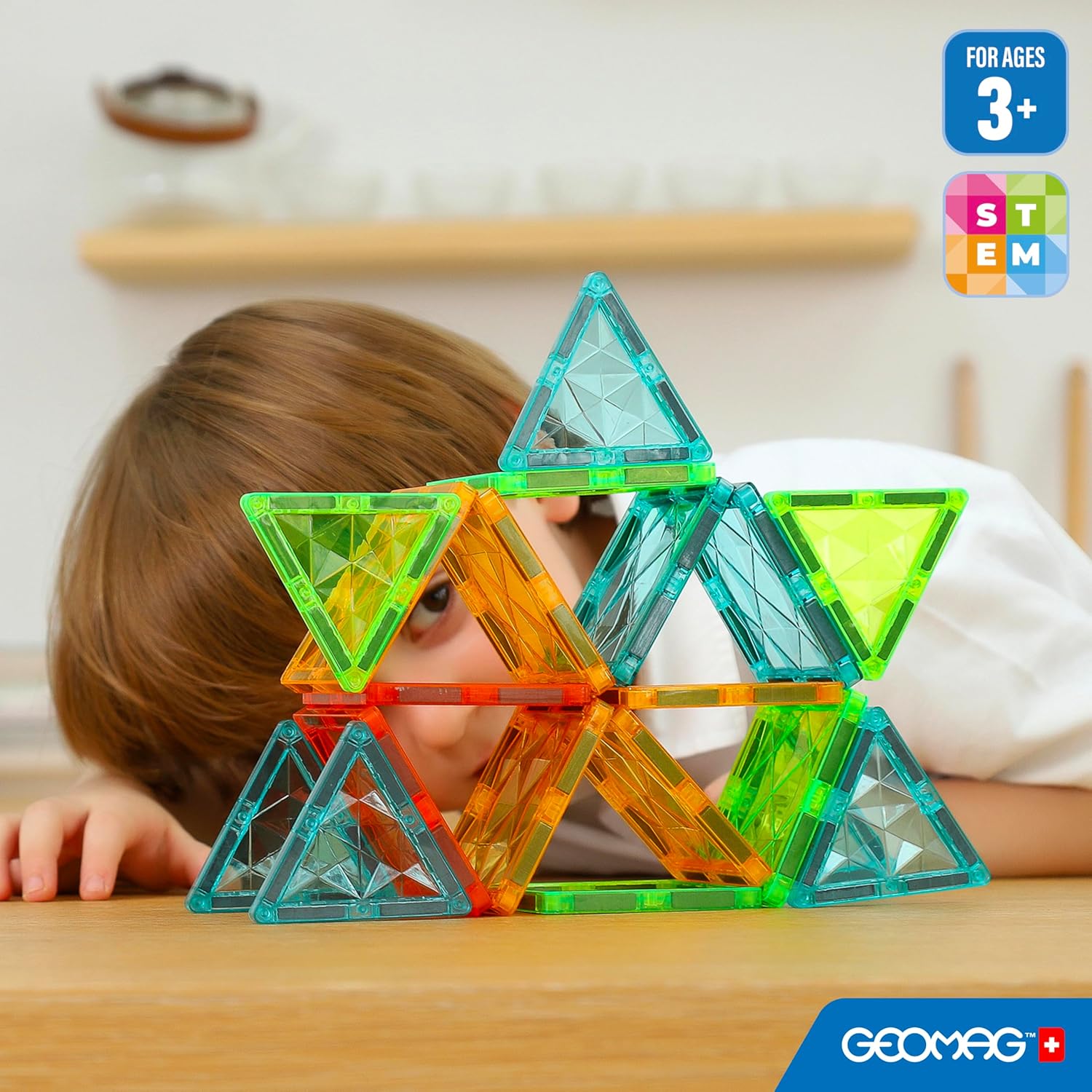 Detalle 2 de Geomag Magnetic Tiles Gems 60 : 60 cartes magnétiques pour construire et stimuler la créativité
