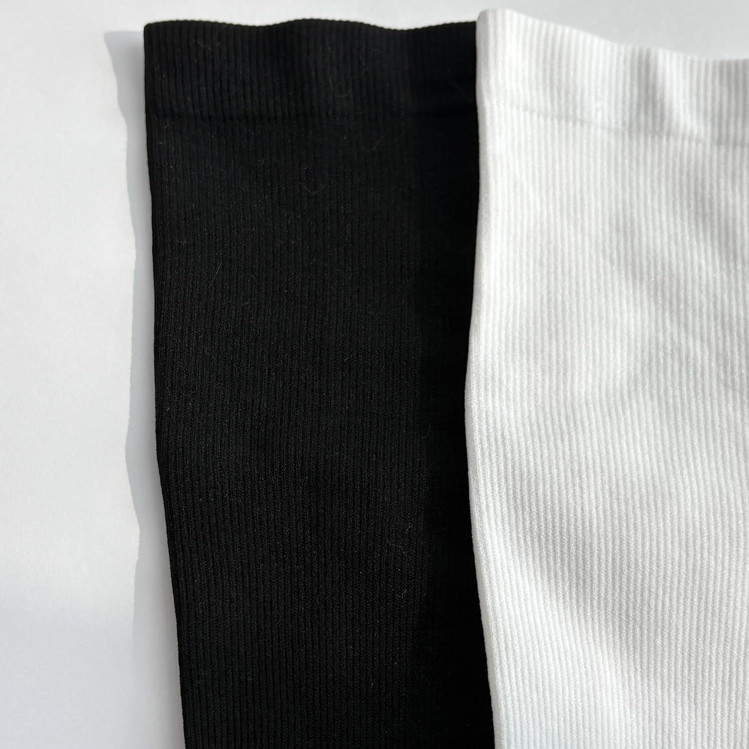 Detalle de LEVSOX Compression Socks, Knee-High 20–30 mmHg Graduated Support