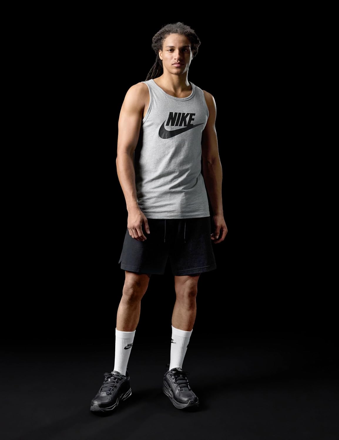 Detalle de Nike Men's Air Monarch IV Training Shoe: ginnastica con supporto e comfort