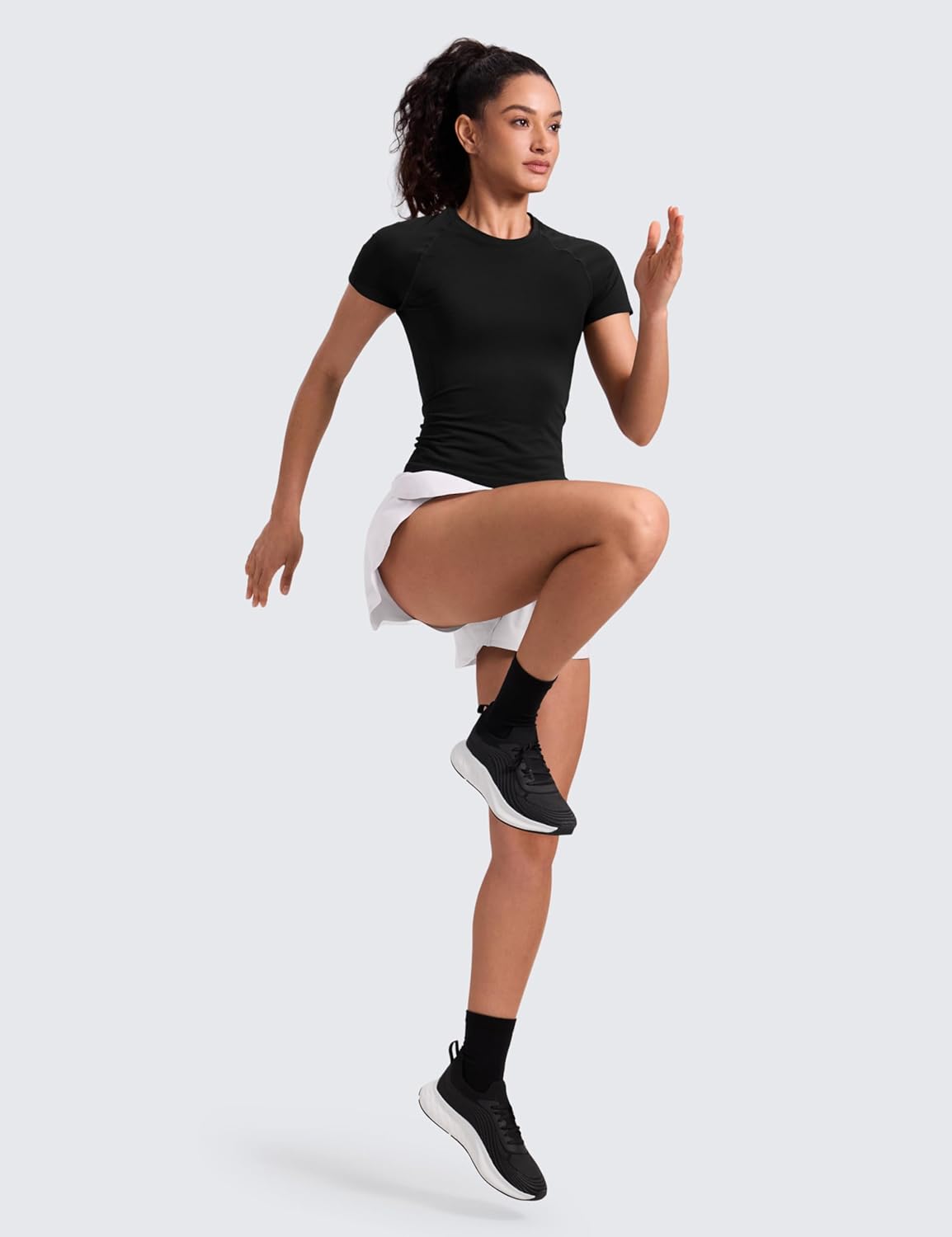 Detalle de CRZ YOGA Camicie Sportive a Maniche Corte da Corsa: libertà, traspirabilità e comfort senza cuciture