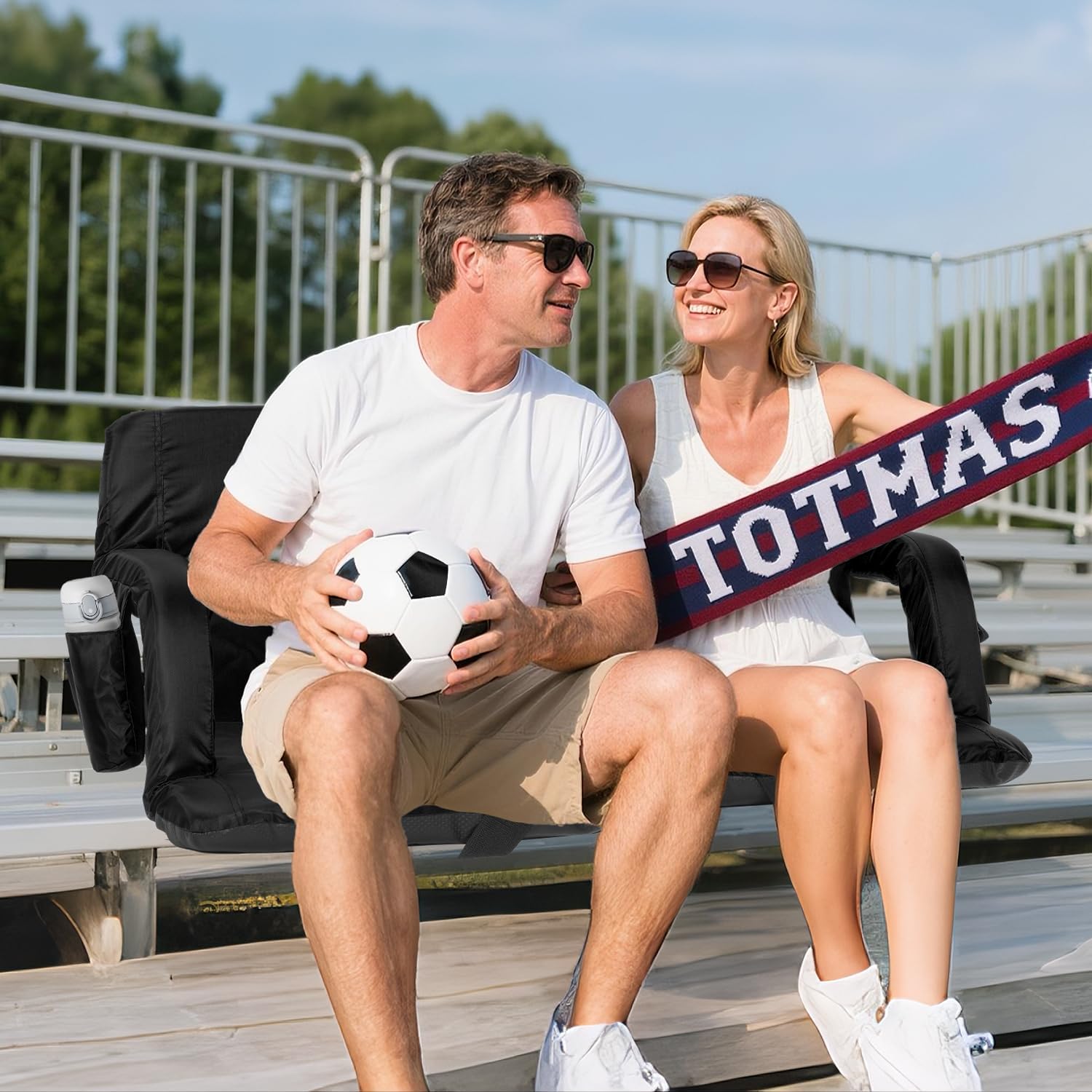 Detalle 2 de Sportneer Y21-80600-60 Stadium Seat, 24-Inch Wide with Reclining Backrest
