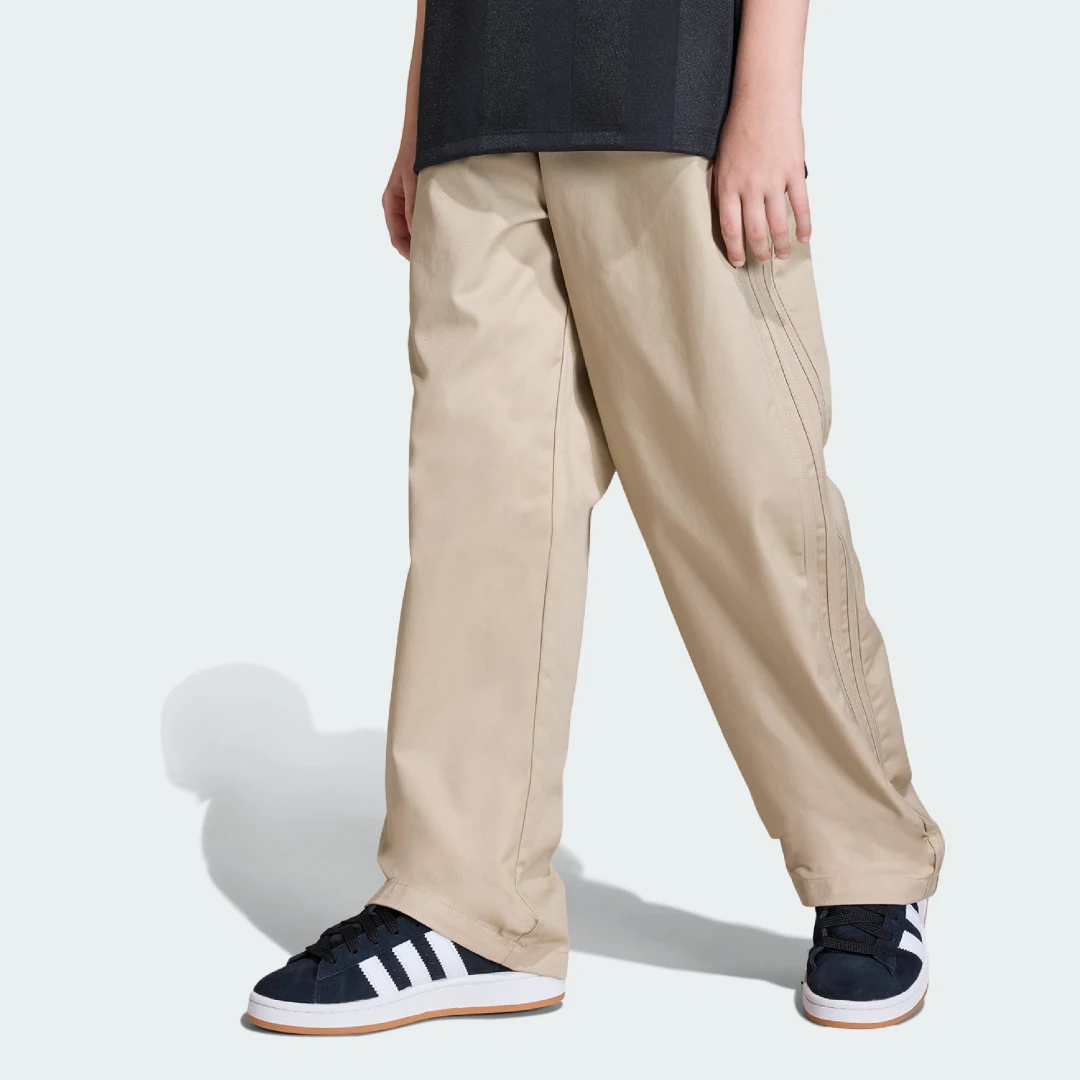 Detalle de Pantalón de sarga Beige de Adidas