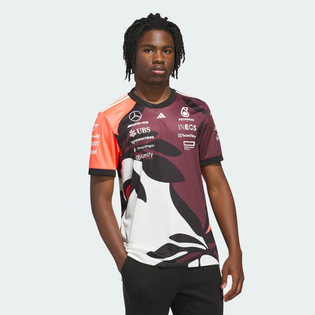 Detalle de Camiseta de piloto Mercedes-AMG Petronas Formula One Team Summer Pack – Adidas (Burgundy)