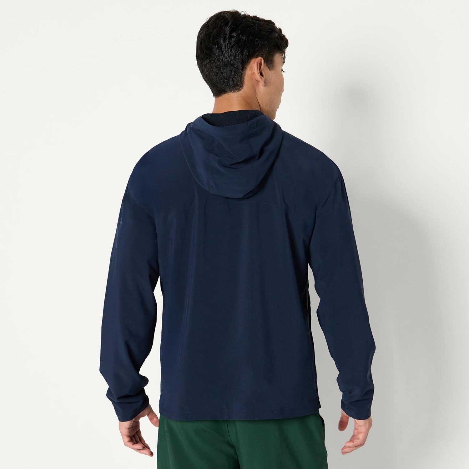 Thumbnail 2 de Amazon Essentials men’s lightweight stretch colourblock anorak jacket for hiking & running