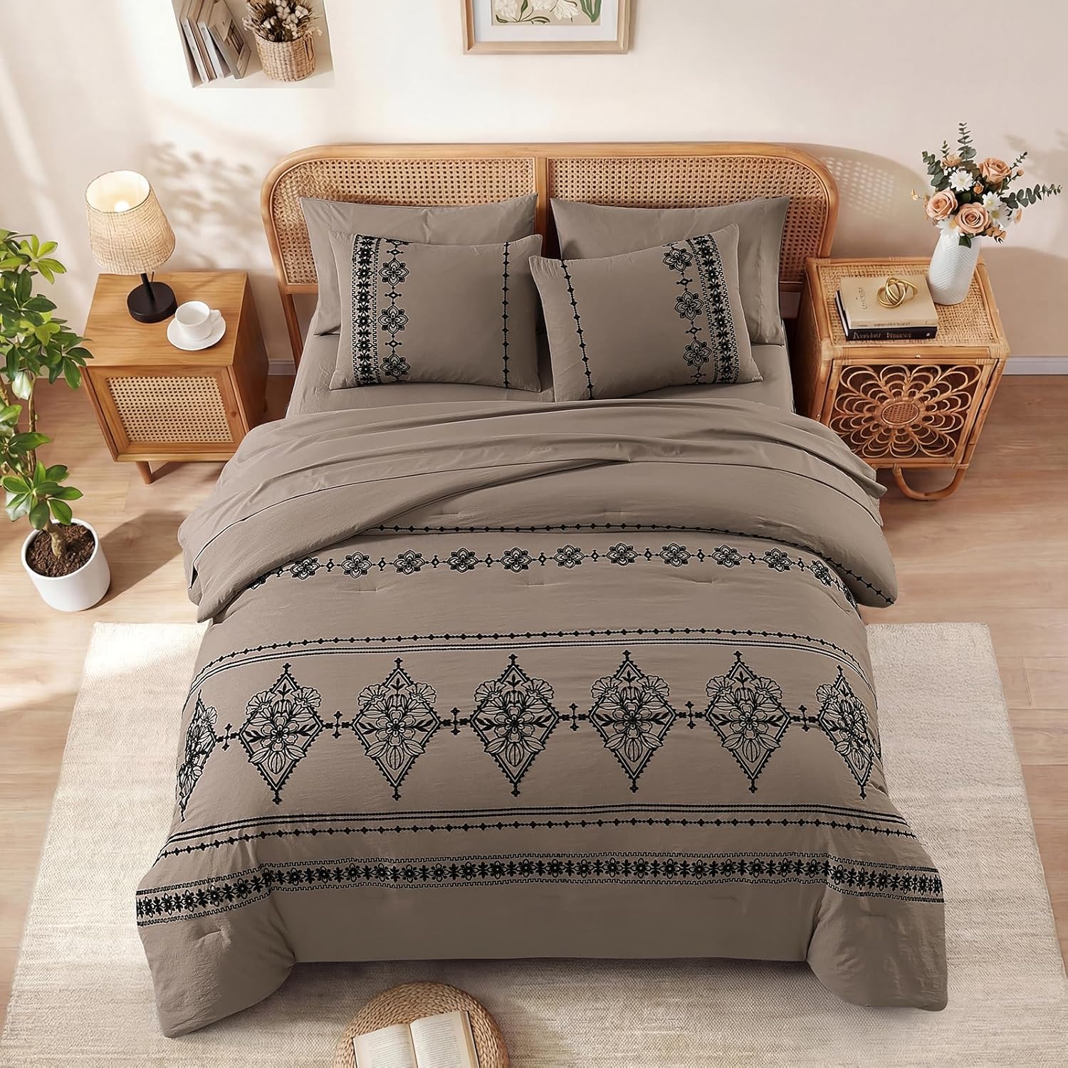 Thumbnail 3 de MaiRêve Queen Size Comforter Set Taupe Grey with Embroidered Boho Western Style