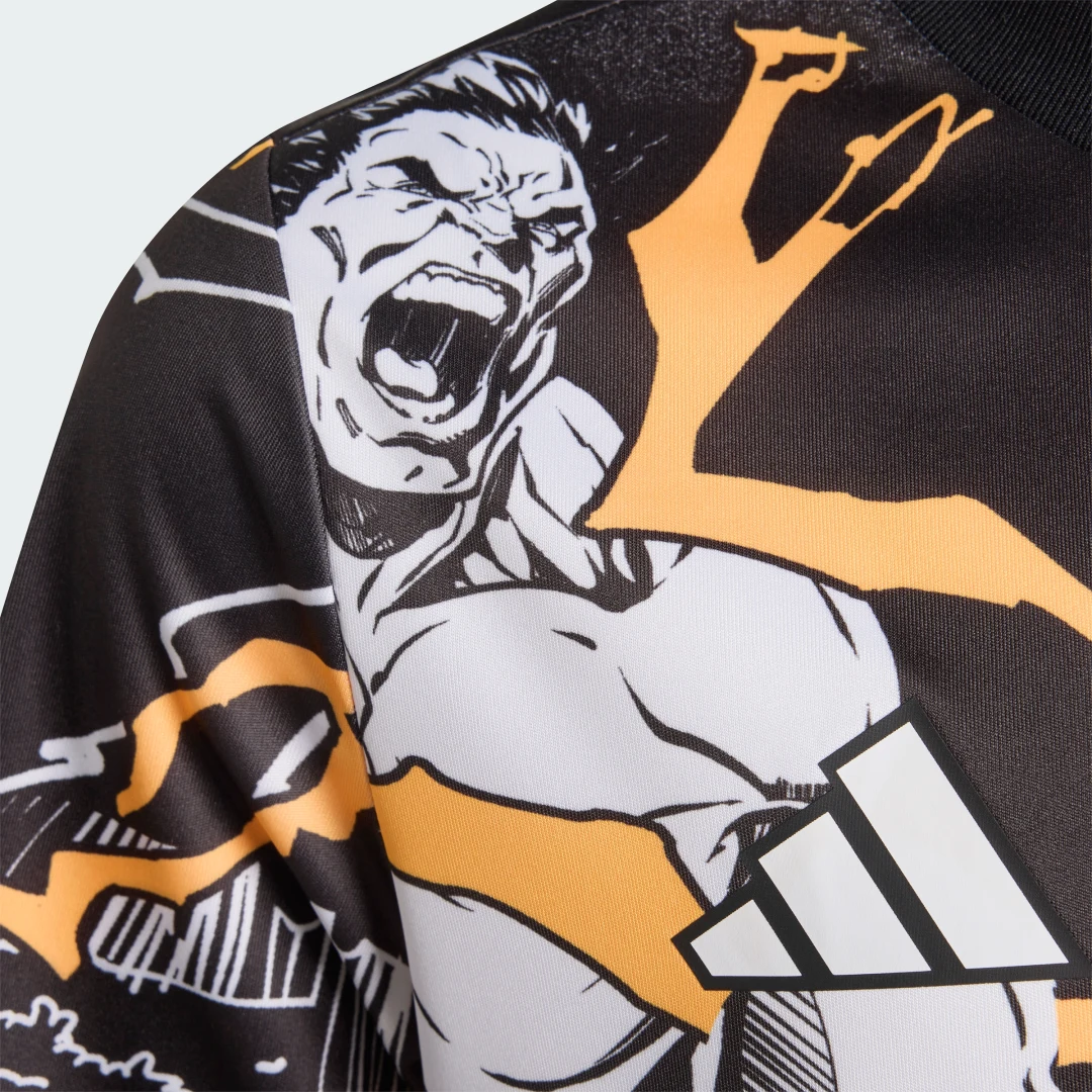 Detalle 2 de Camiseta All Blacks Marvel Captain's Run - Adidas