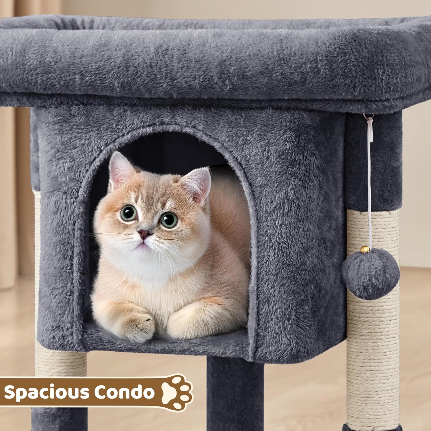 Detalle 2 de Yaheetech 59cm Basic Cat Tree Tower with Soft Plush Perches, Condo & Hanging Ball (Dark Grey)