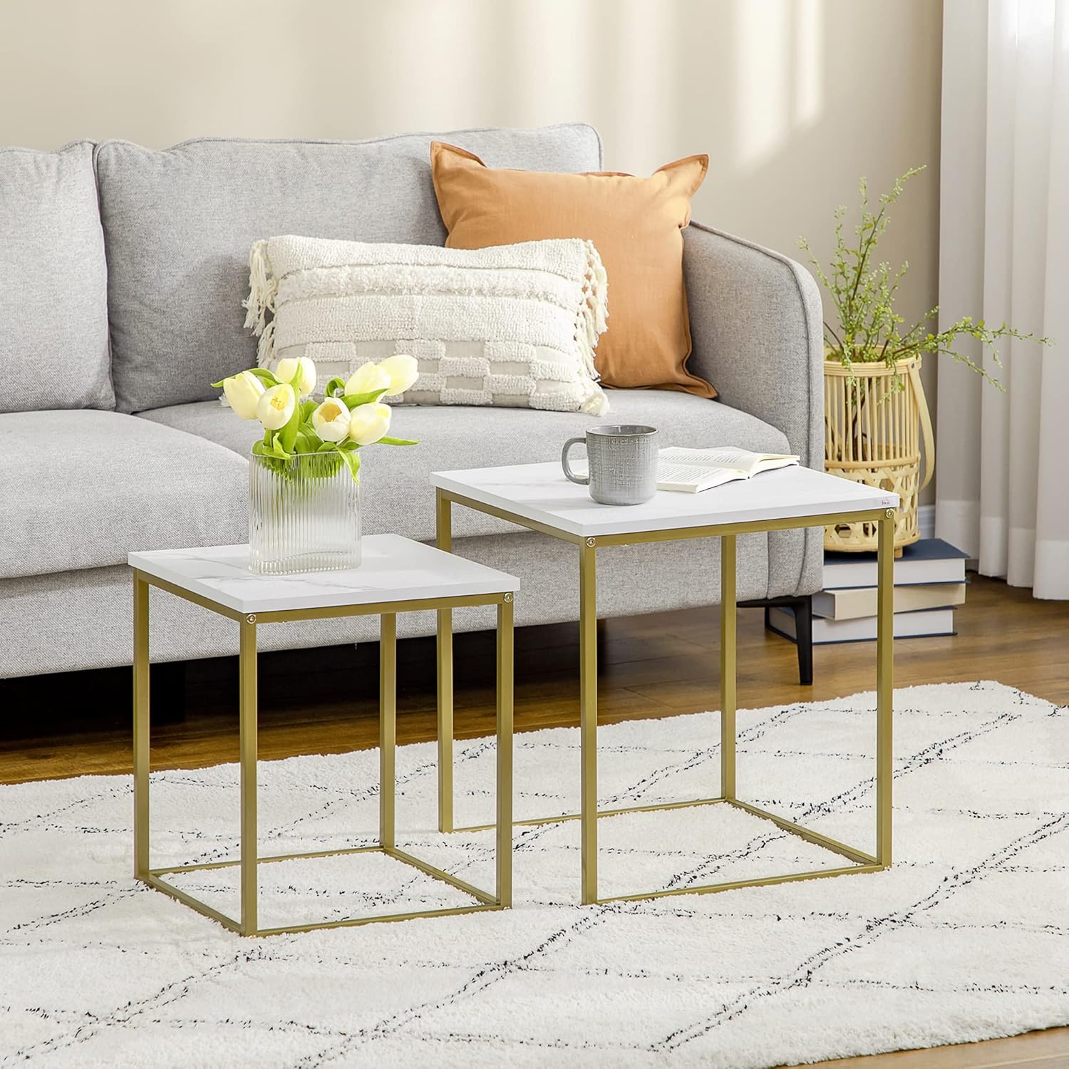 Detalle 2 de HOMCOM Lot de 2 tables basses gigognes avec plateau blanc effet marbre et piétement acier doré