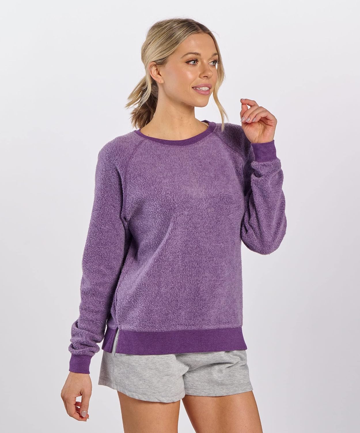 Detalle de boxercraft Women’s NCAA Team Logo Fleece Out Crew