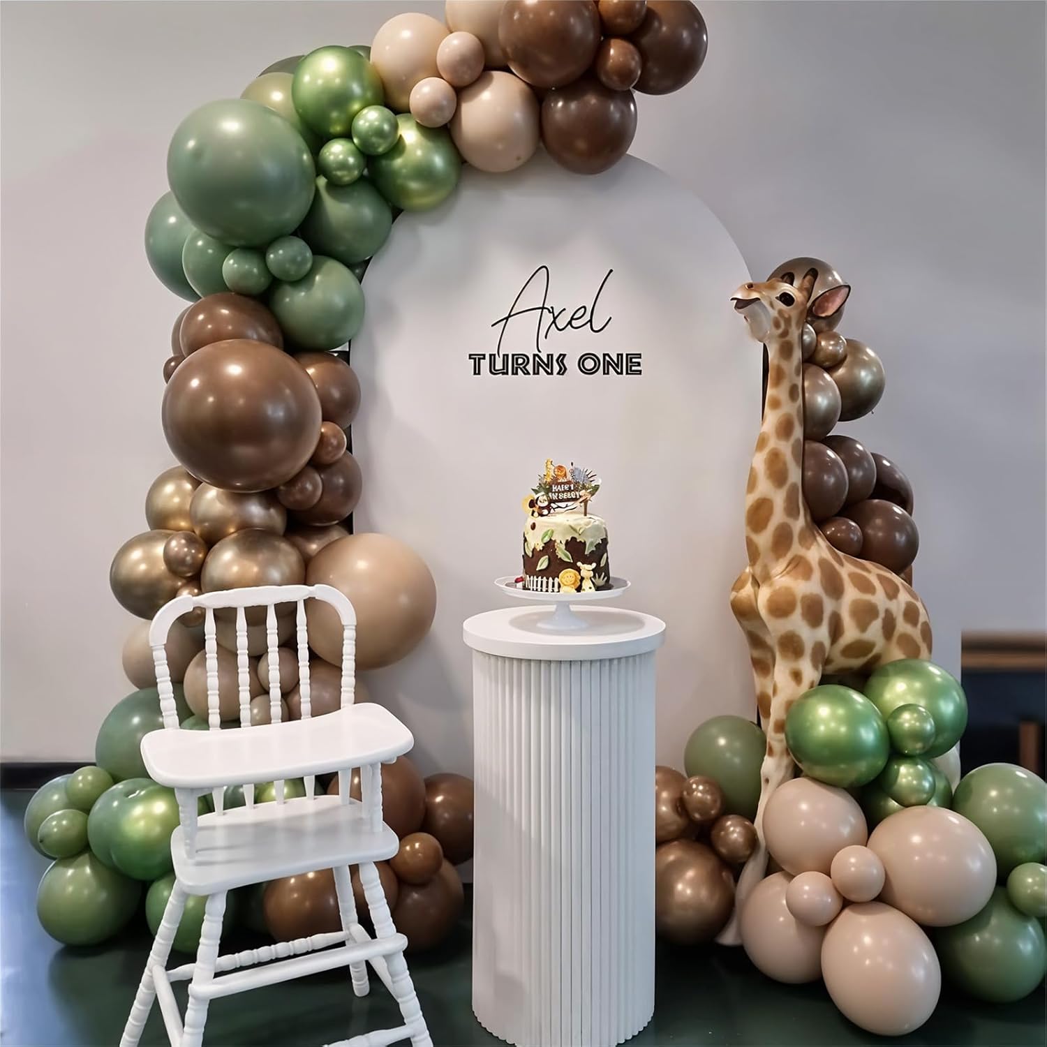 Thumbnail 2 de Sage Green Brown Safari Balloons 60PVC – Dusty Olive Green, Beige, Metallic Gold & Eucalyptus Latex Party Set