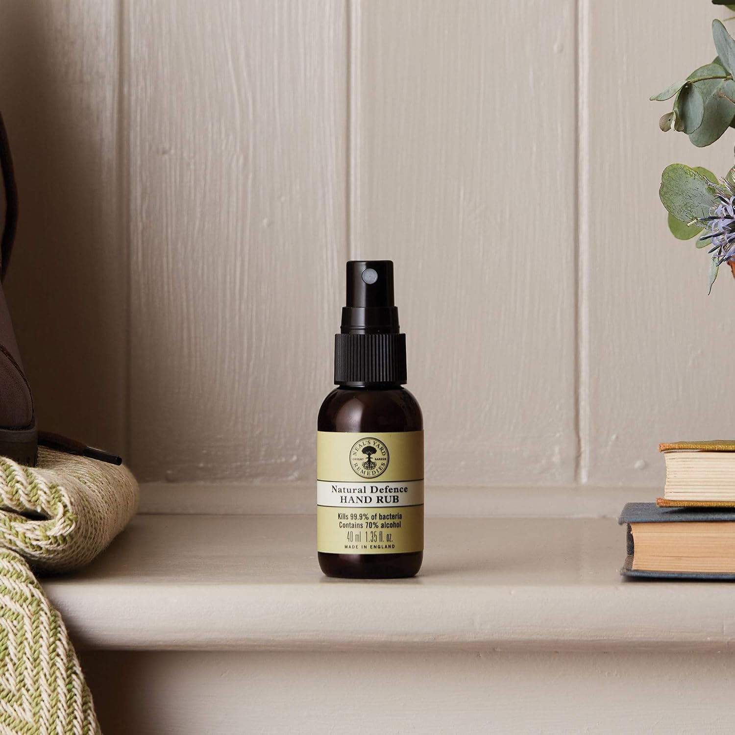 Thumbnail 4 de Neal's Yard Remedies Natural Defence Hand Cleanser with Niaouli, Lemongrass & Witch Hazel (40ml)
