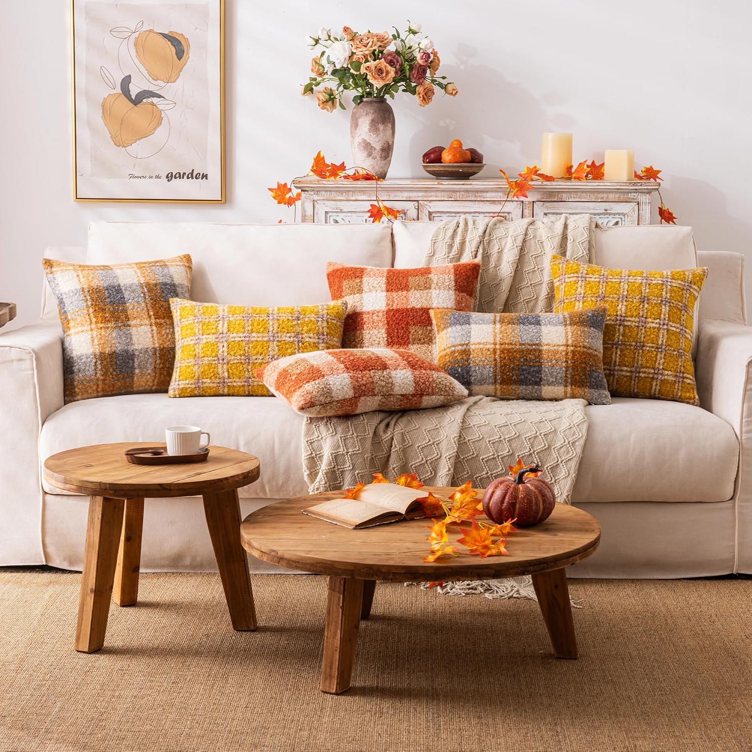 Detalle 2 de AQOTHES Decorative Pillow Covers 18x18 Inch