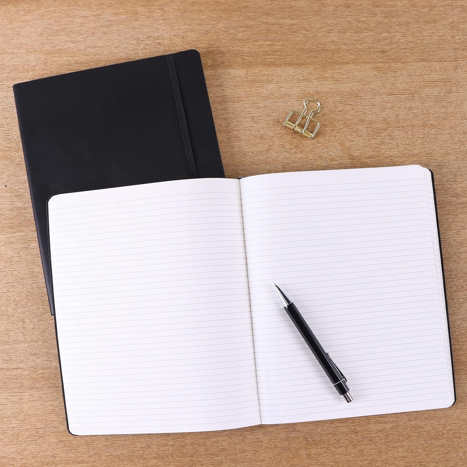 Thumbnail 5 de Amazon Basics Softcover Ruled Notebook 25 x 20 cm 📓