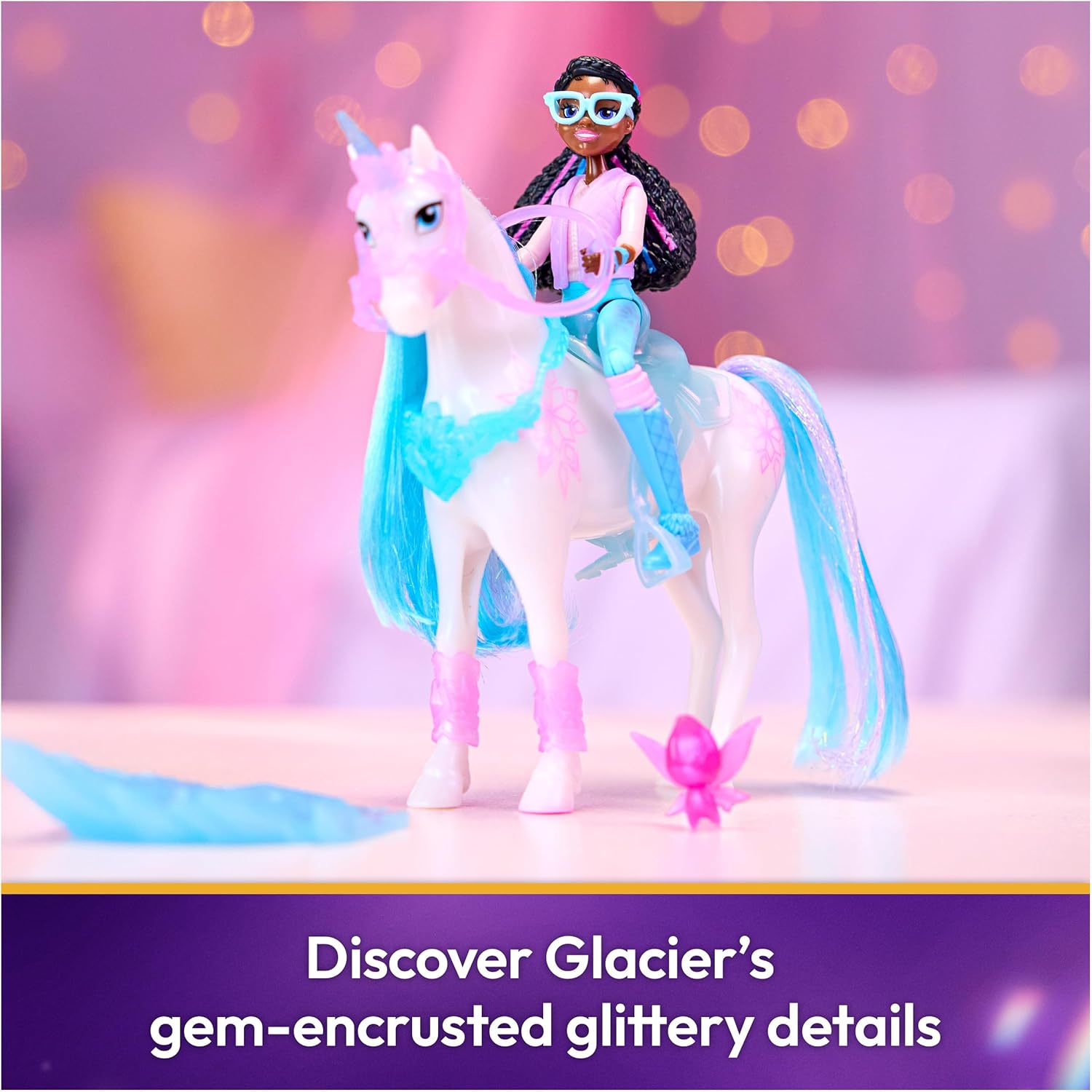 Detalle de Unicorn Academy: Glacier's Gemstone Adventure con Layla e 13 Accessori – Unicorno e bambola giocattolo per bambine