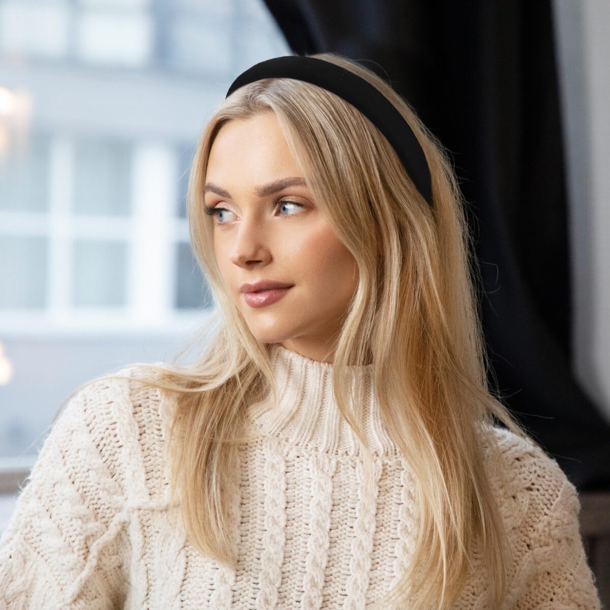 Detalle 1 de Huachi Women's Velvet Headband