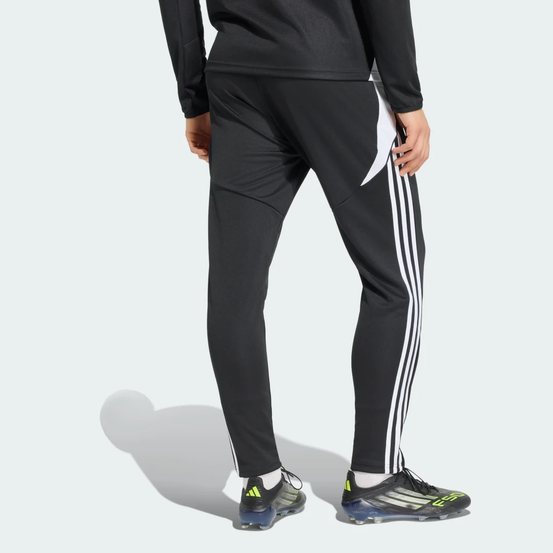 Detalle 2 de Adidas Pantalón entrenamiento Tiro 24 – color negro