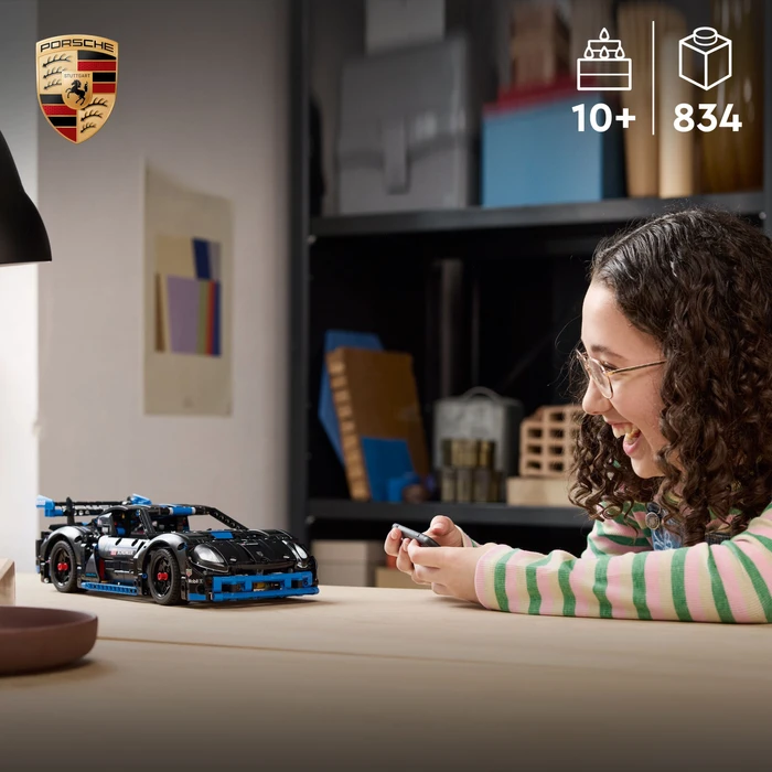 Thumbnail 4 de LEGO Technic Porsche GT4 e-Performance 🏎