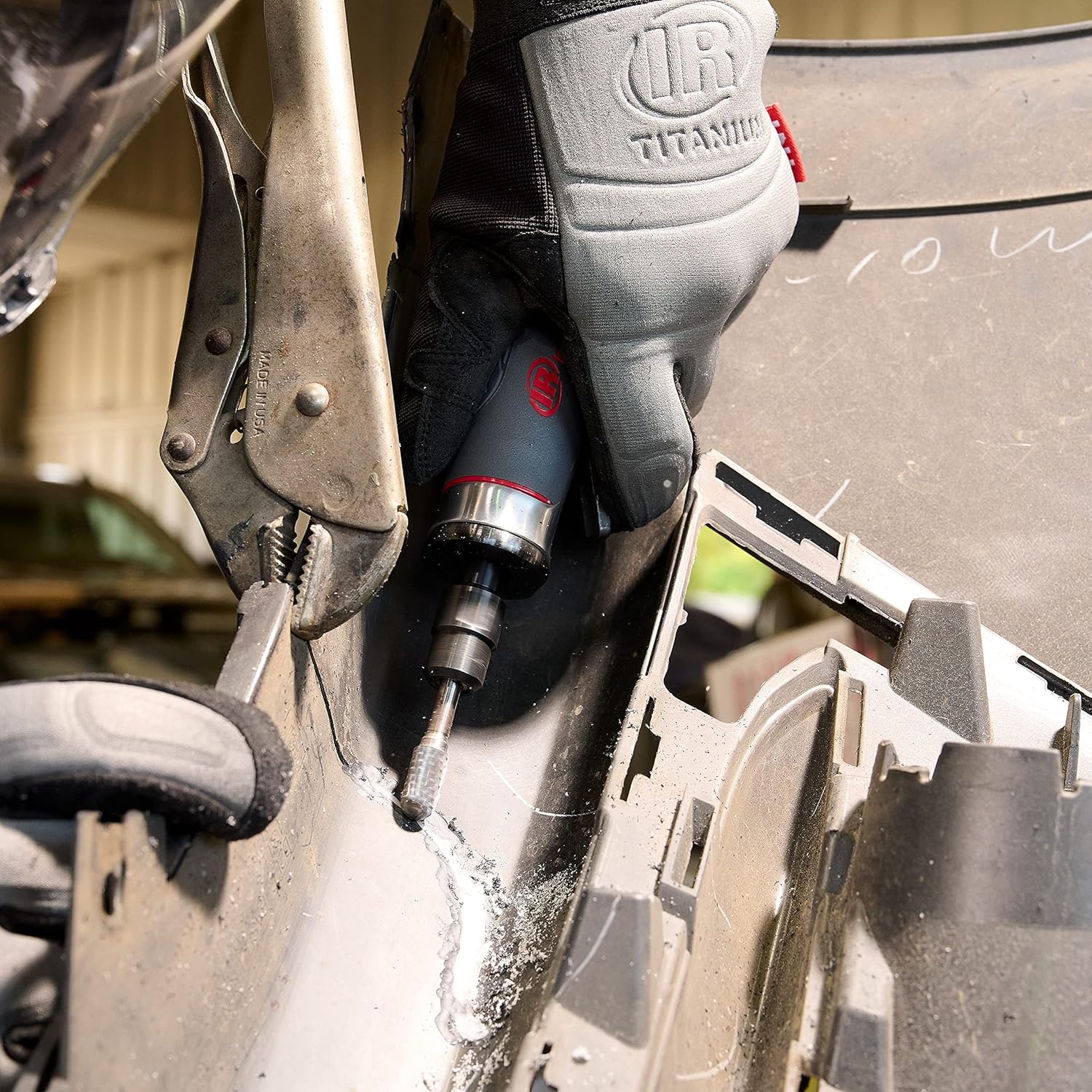 Detalle 2 de Ingersoll Rand 5108MAX-M: Smerigliatrice Pneumatica Diritta da 0,4 CV e 20.000 giri/min, senza lubrificazione