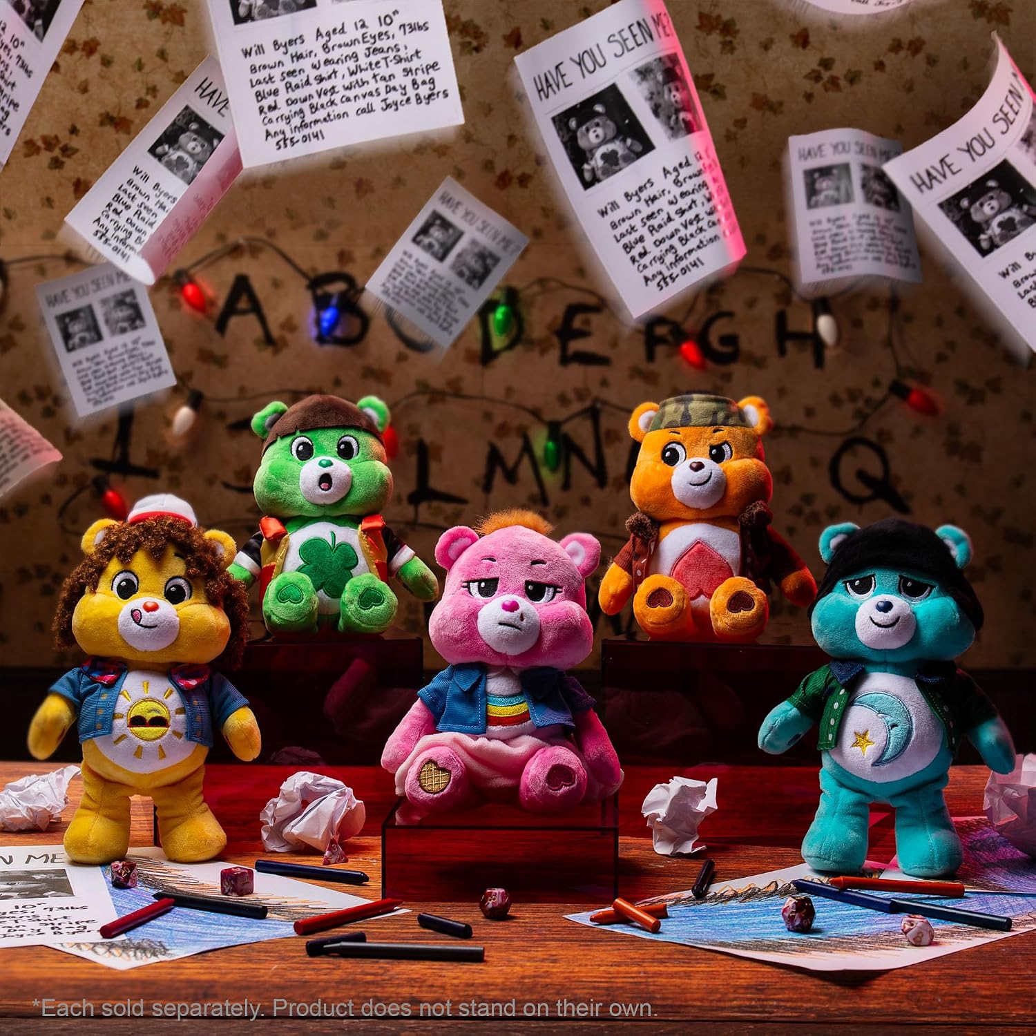 Thumbnail 4 de Basic Fun Care Bears x Stranger Things Funshine Bear as Dustin 22 cm plush (Limited Edition)