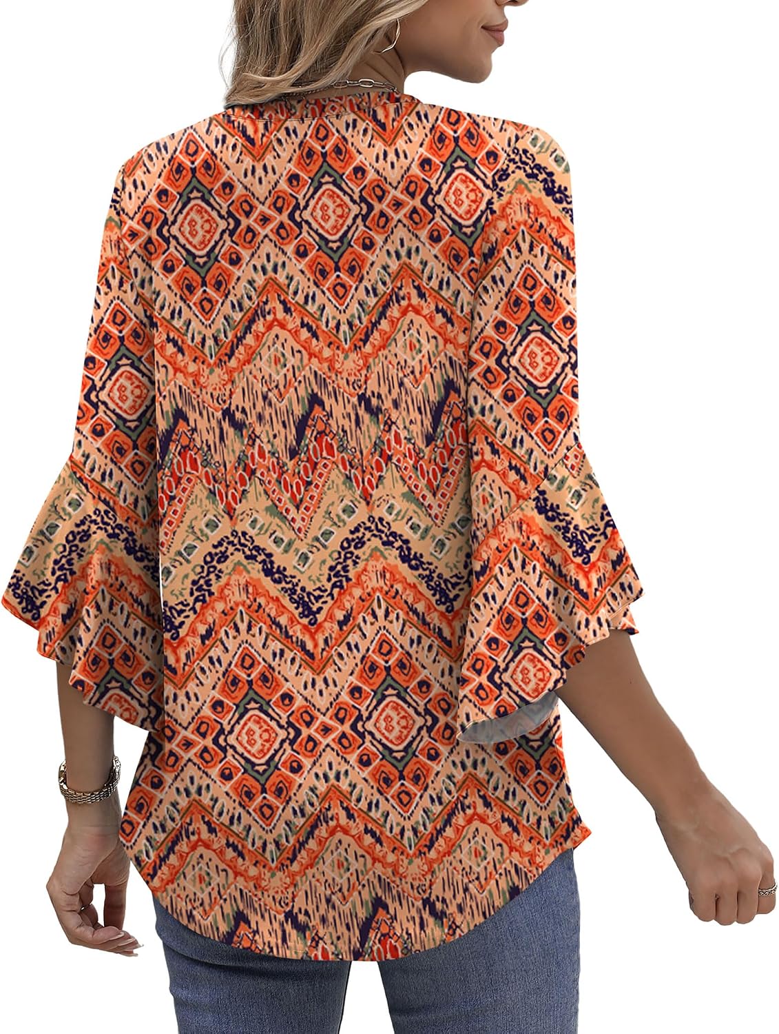 Detalle 2 de Aokosor Womens 3/4 Sleeve Top – V‑Neck Ruffle Tunic with Flared Sleeves