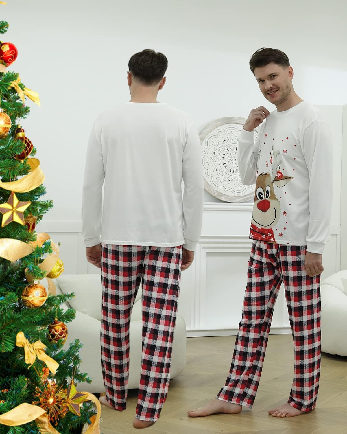 Detalle 2 de Sizet Family Christmas Pyjama Set with Reindeer Tops and Red Plaid Pants