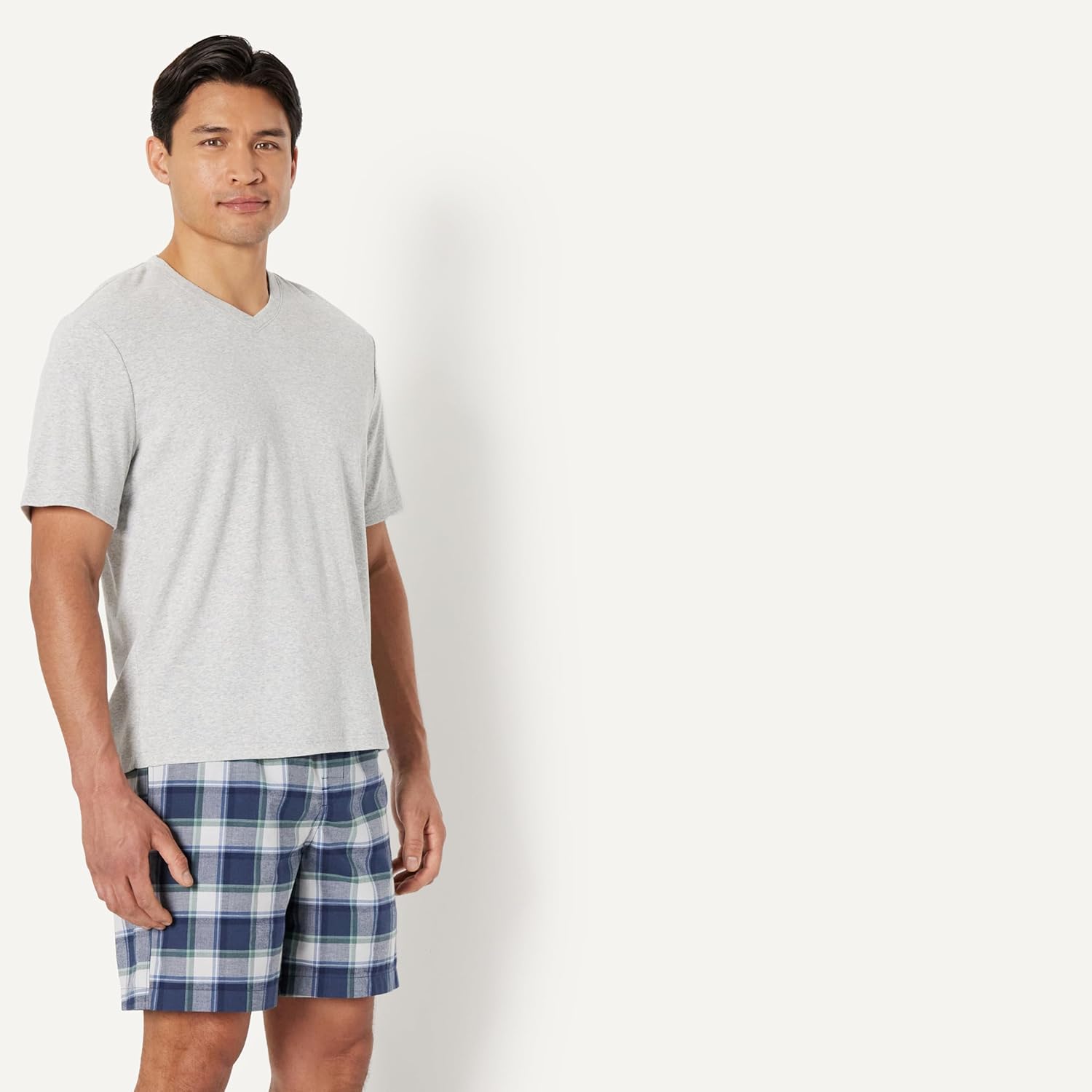 Thumbnail 1 de Amazon Essentials Herren-Pyjama-Set aus Baumwoll-Stretch-Popeline (T-Shirt & Relaxed-Fit-Shorts)