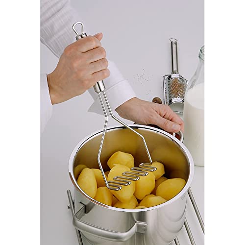 Detalle 2 de WMF Profi Plus Prensapatatas 18/10 Cromargan