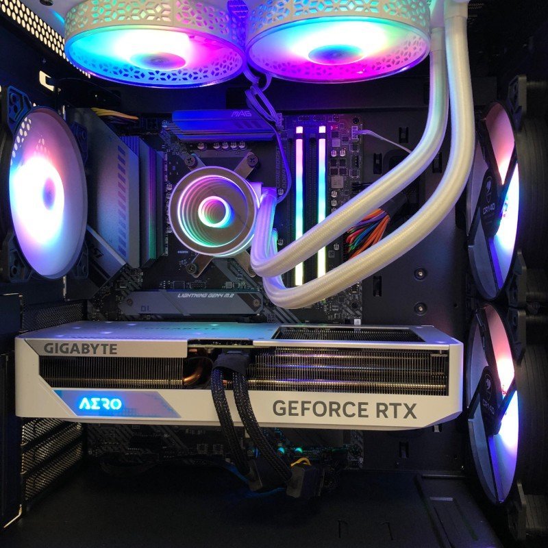 Thumbnail 1 de PCGAM Gaming Lunar 2 Ryzen 9 5900X 32GB RAM