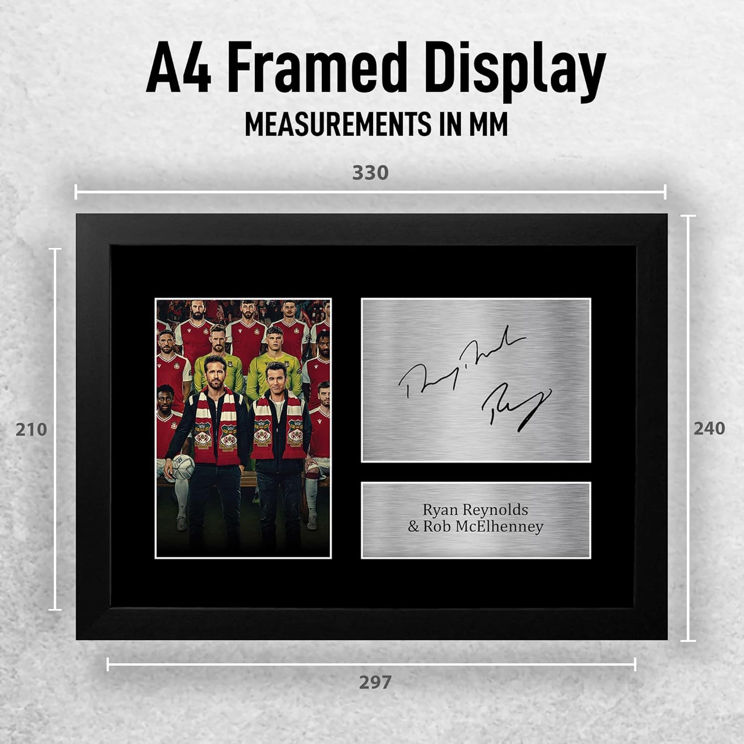 Thumbnail 1 de HWC Trading FR A4 Ryan Reynolds & Rob McElhenney Wrexham framed signed autograph picture (A4)