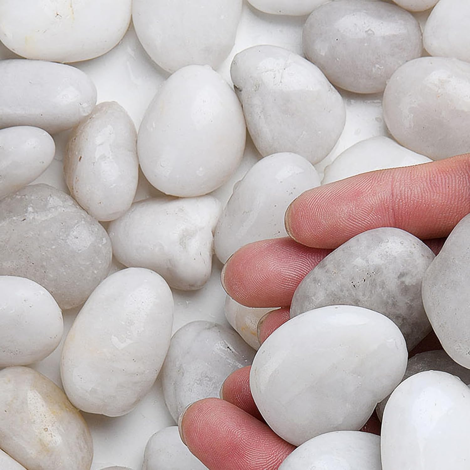 Thumbnail 1 de Hisredsun 3.96 lb White Polished Stones 3–5cm Aquarium Pebbles 🪨