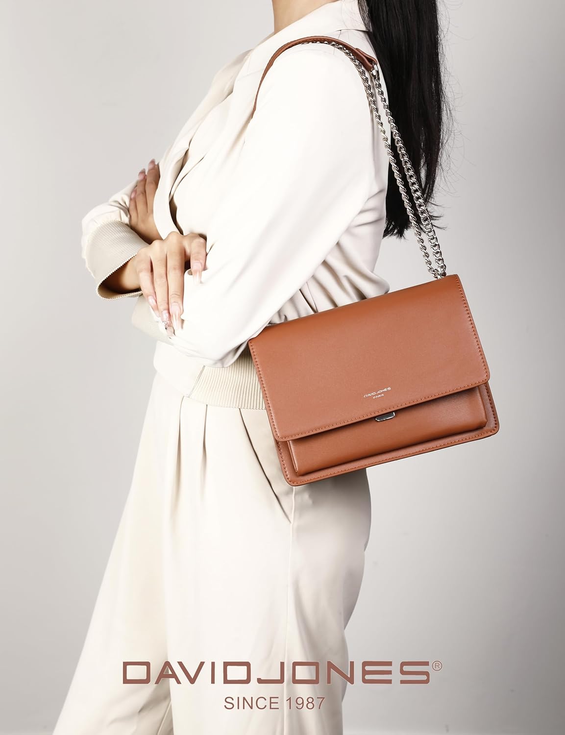 Thumbnail 1 de David Jones sac bandoulière femme rigide en PU imitation cuir noir à chaînes