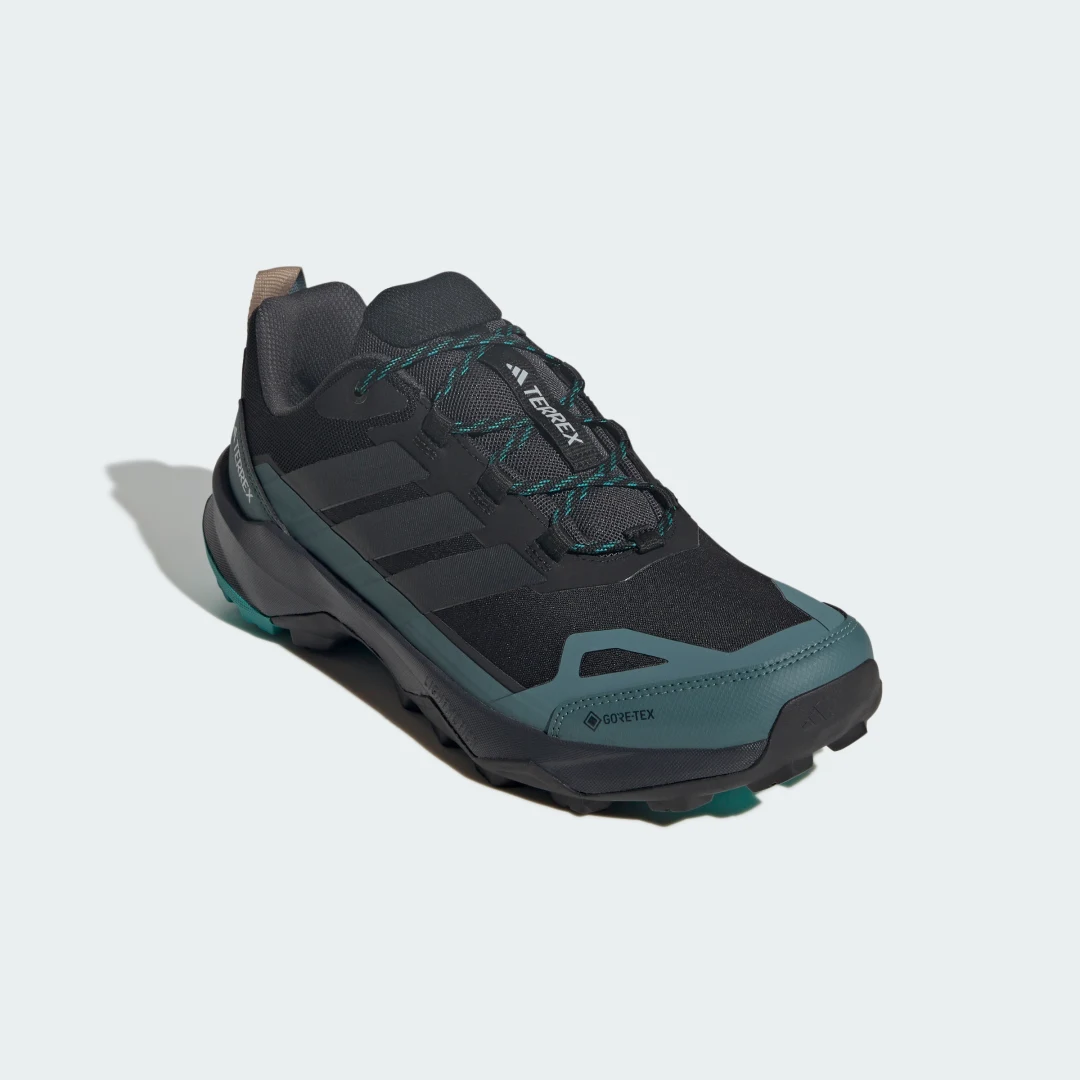 Detalle 2 de Adidas Terrex Skychaser AX5 GORE-TEX: zapatilla de senderismo impermeable para rutas exigentes