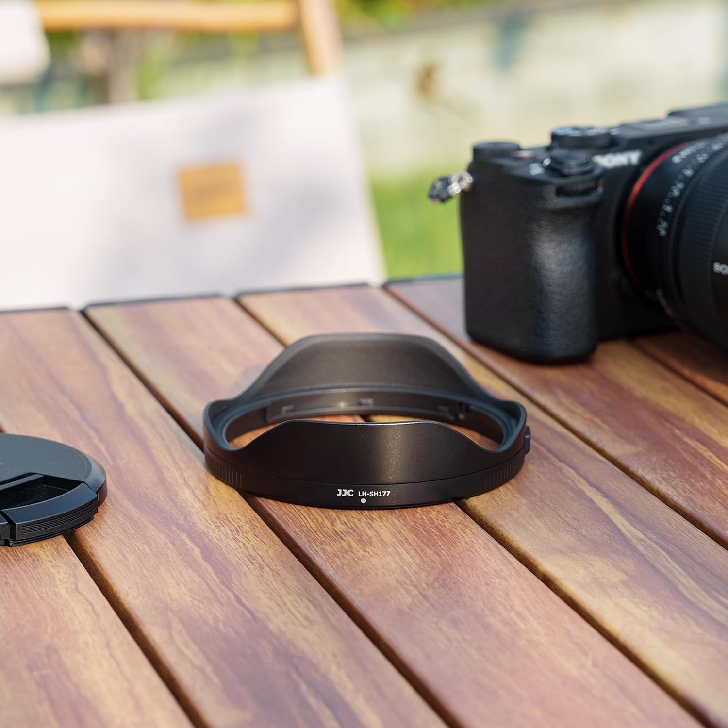 Detalle de JJC ALC-SH177 Lens Hood for Sony FE 16–35mm f/2.8 GM II