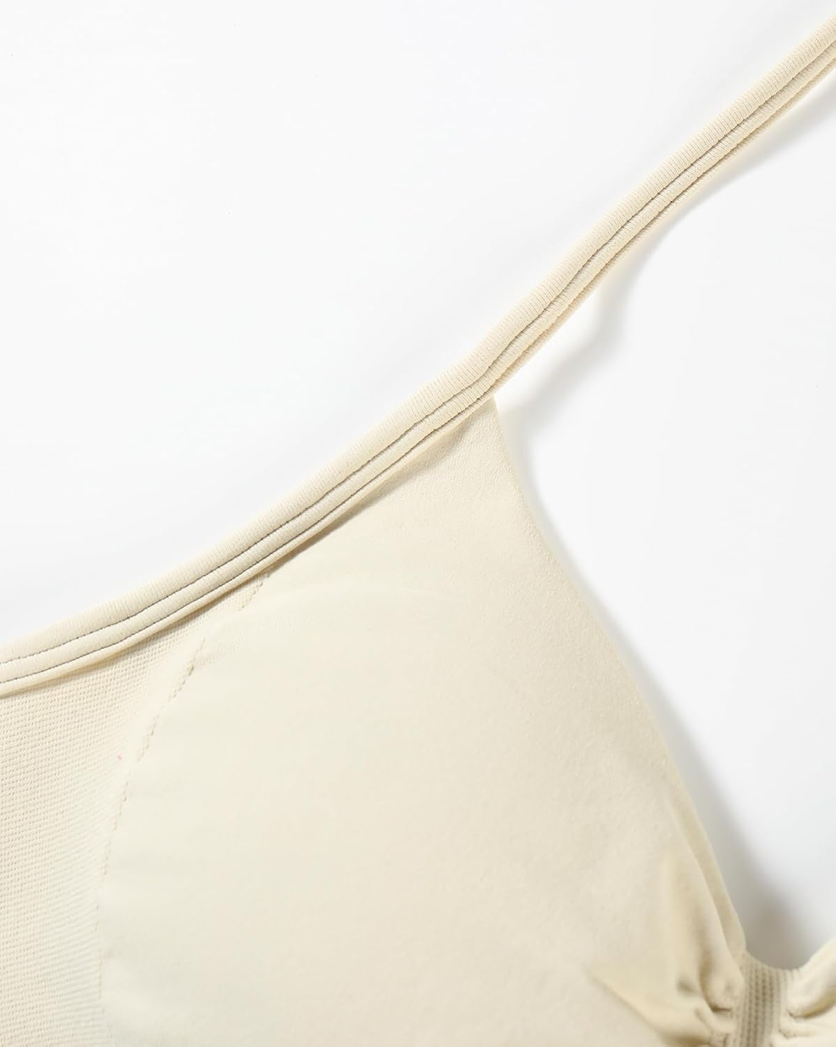 Detalle de AUROLA Influence Strappy Bra: Backless, Removable-Cup Sports Bra for Yoga, Gym, and More