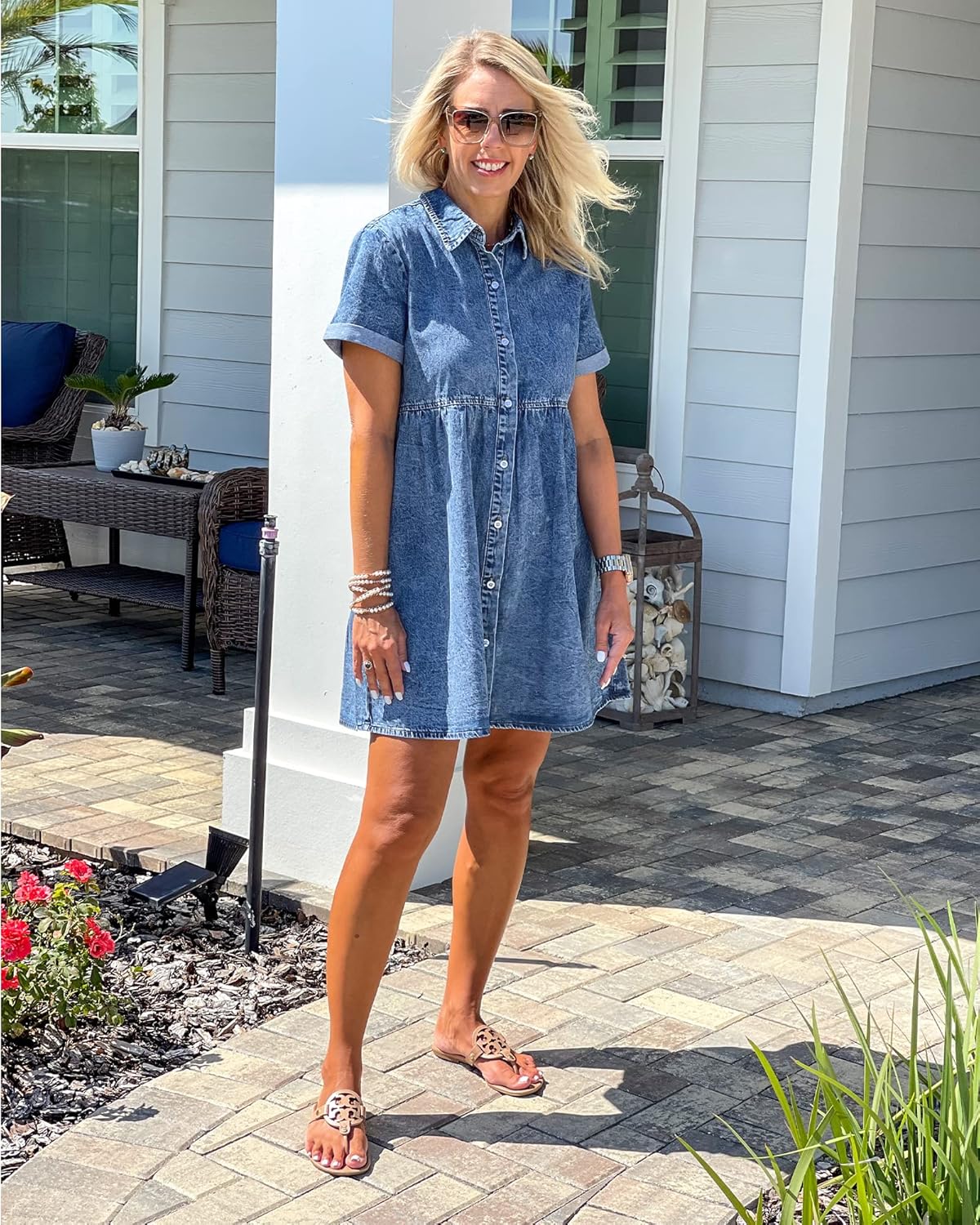 Thumbnail 4 de LookbookStore Women’s Short Sleeve Button Down Flowy Tiered Babydoll Denim Dress