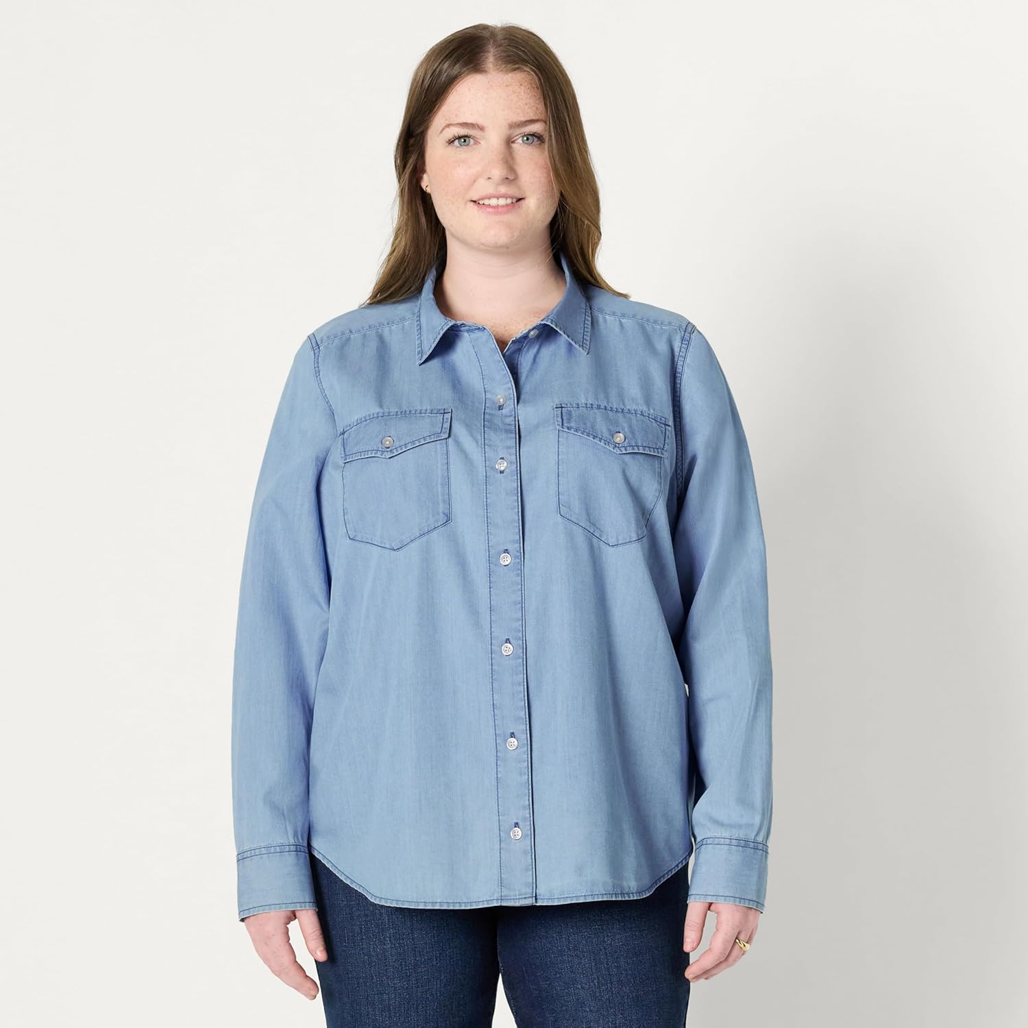 Thumbnail 5 de Amazon Essentials Damen Relaxed-Fit Langarm-Hemd im Denim-Chambray-Look mit Knopfleiste