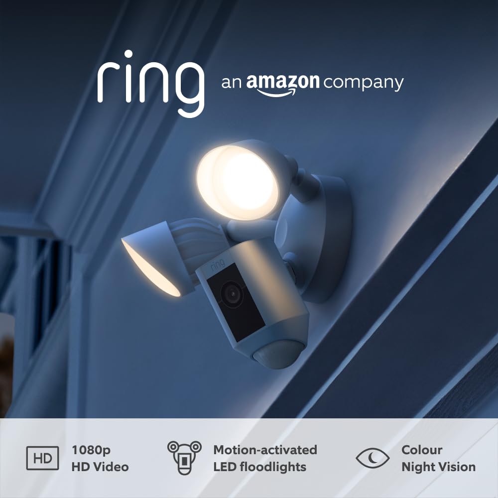 Detalle de Ring Floodlight Cam Wired Plus: Outdoor 1080p Security with 2000 Lumen LEDs and Alexa compatibility