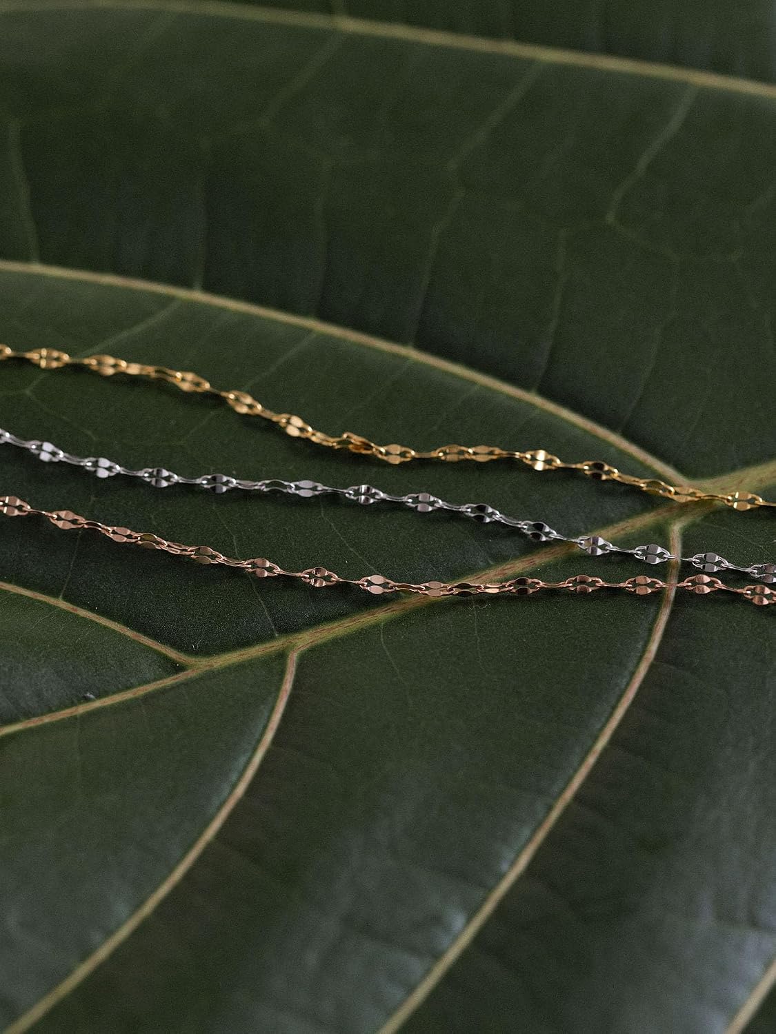 Detalle de Purelei Petal Collana in acciaio 18K placcato